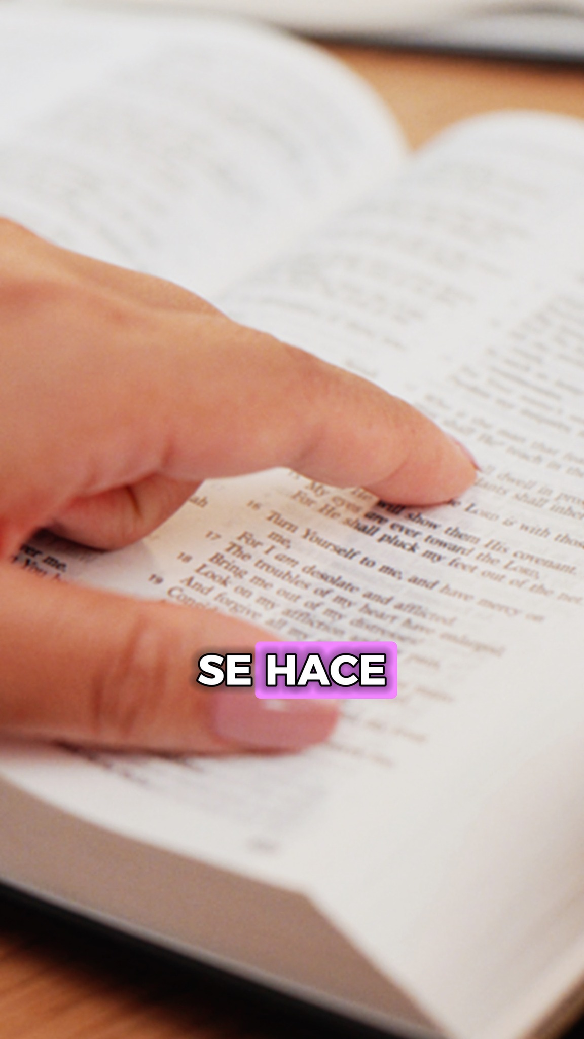 Desde el Margen servimos como una voz profética para dar esperanza y oportunidad a las personas marginadas en este tiempo.