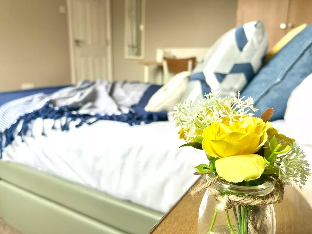 Whether you need space to work from home or just a place to put your head down, we have a space that would be right for you 💛