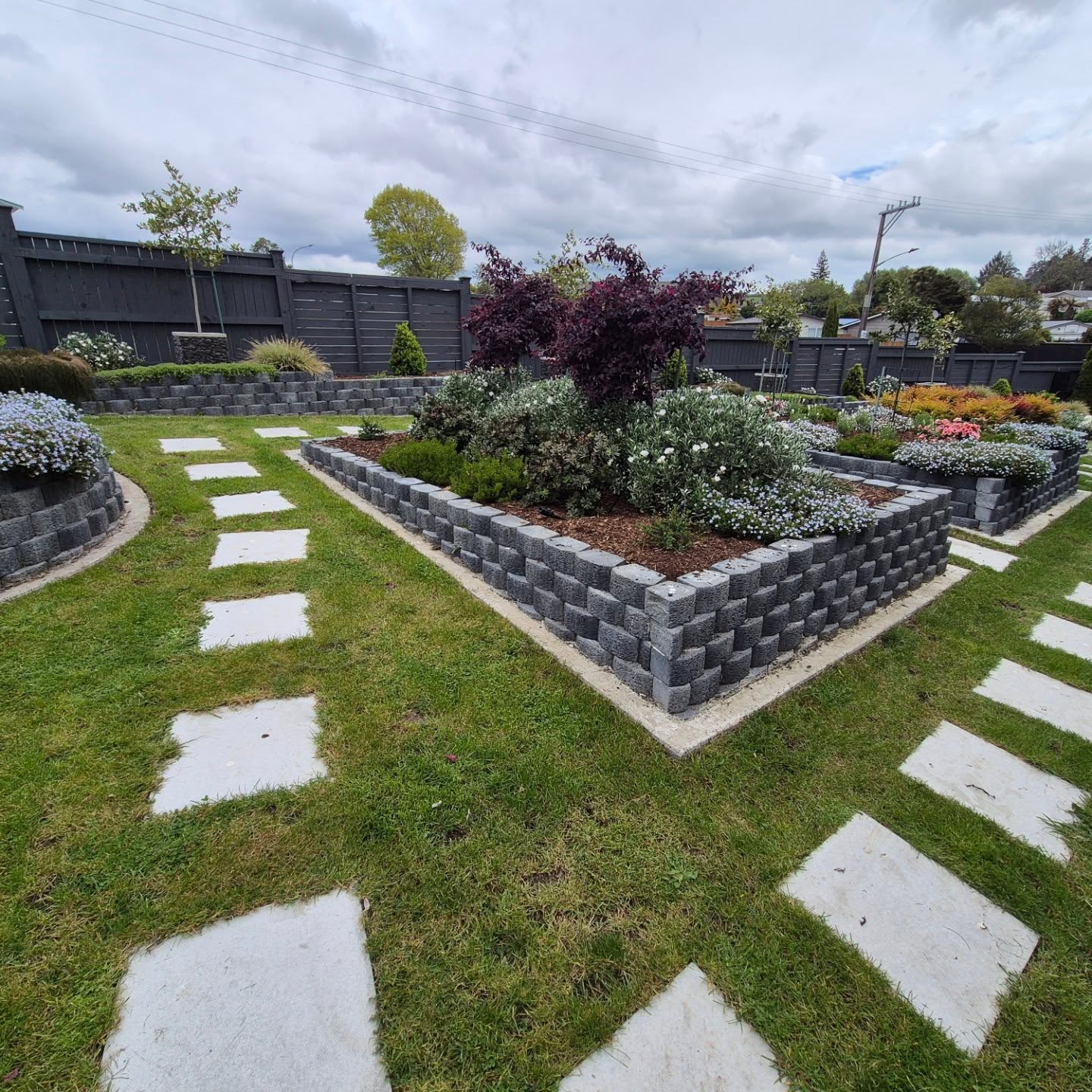 A peek at another one of the amazing new gardens in this year's Rotorua Festival of Gardens,
Eileen & Chris over the last few years have created this incredible residential oasis,
a formal structured garden of specimen trees, shrubs, succulents, perennials and annuals. The amazing use of space includes a vege garden, water feature and even a board-walked orchard overlooking the reserve.
If your wanting to buy some plants during the festival this is a must to visit will tons of plants all ready to go they will be on sale all festival weekend ๐ฑ
Rotorua Festival of Gardens
November 14th, 15th and 16th
Tickets are on sale now via our website www.rotoruagardens.org.nz
or from Palmers Rotorua
#rotoruaevents #rotoruagardenfestival ##nzgardens #nzgardenfestival #nzgardens #nzgardener #kiwigardener #yatesnz #palmersnz #mitre10nz #mcgregorsnz #daltonsnz #rotorua