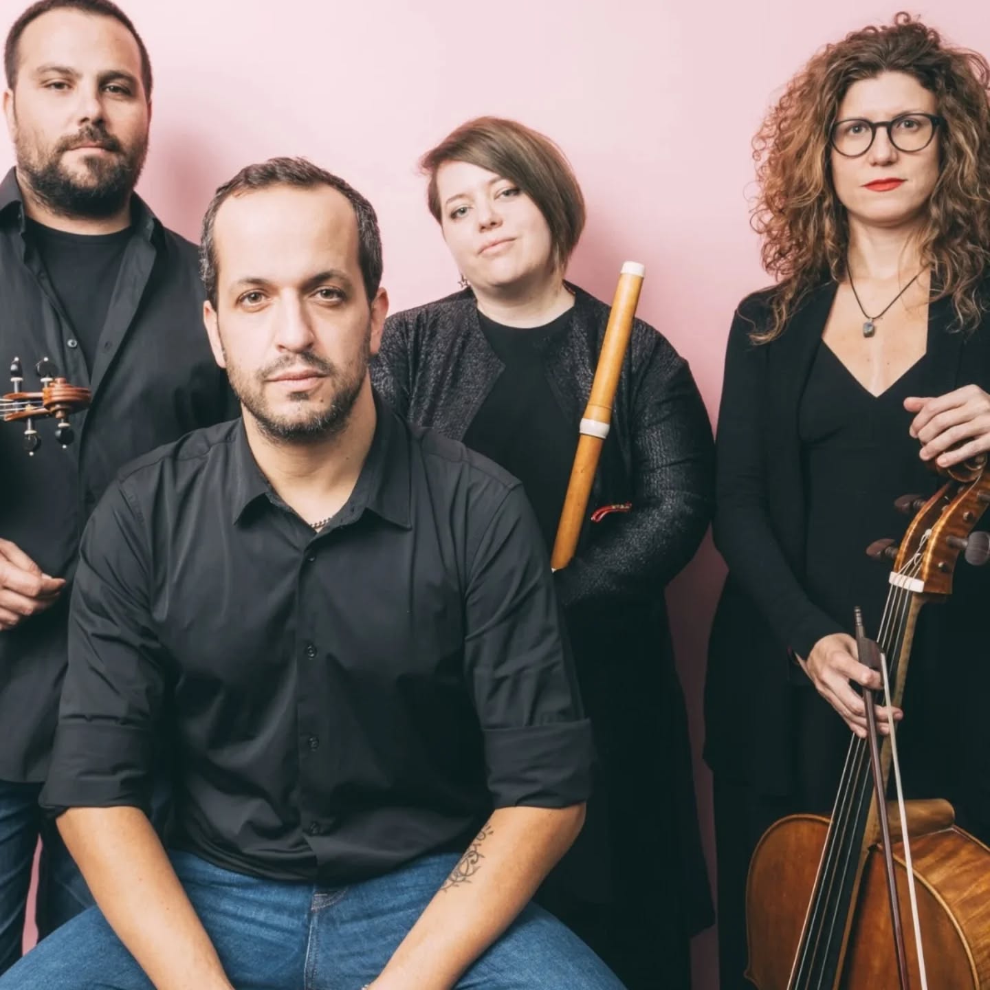 🎼FESSMadrid2025
L, Apothéose
~ Cuartetos de Telemann ~
Intérpretes:
Laura quesada, traverso
Víctor Martínez, violín
María Martínez, violonchelo
Asís Márquez, clave
Viernes 17 Oct
19 30h
Ateneo de Madrid
Más info en www.silvadesirenas.com
______
#FESSMadrid #SilvaDeSirenas #MúsicaAntigua #UnEspacioParaElArte @laura._.quesada @victormartinez.violin @eismarq87 @mmartinezcello @lapotheoseensemble @ateneodemadrid @madrid @comunidadmadrid