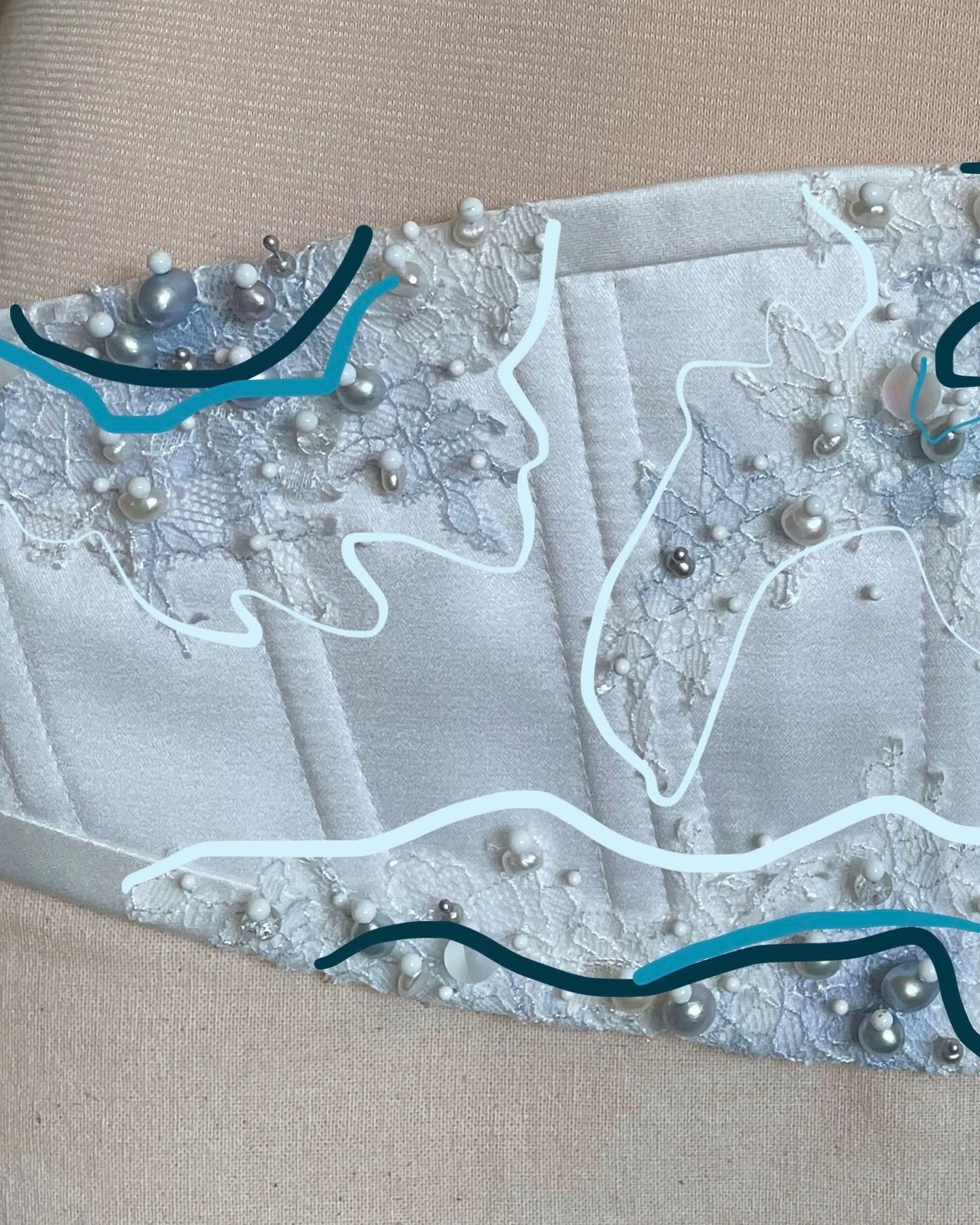 • Anne •
Bespoke is more than a finished piece, it’s a process shaped by story, intention and trust.
I work closely with each client, not just to create something beautiful, but to offer an experience. One rooted in care, collaboration and quiet details that speak to who they are.
From textural preferences to meaningful touches, every element is chosen with purpose. That’s the beauty of bespoke, it’s not made for the masses, but just for you. A reflection, a memory, a beautiful moment you can wear.
And it’s such a joy to be part of that journey!
#EmiahCouture #Emiah_Bespoke #Emiah_Bridal #Emiah_Bride