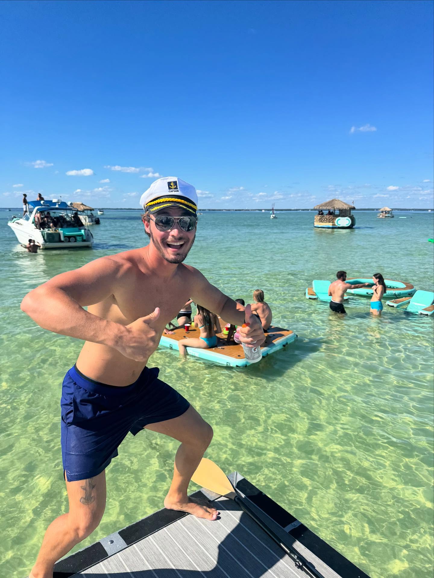 We give this October two thumbs up! 👍 👍 it’s been amazing and we hope to see you in our final crab island days for 2025! 🦀