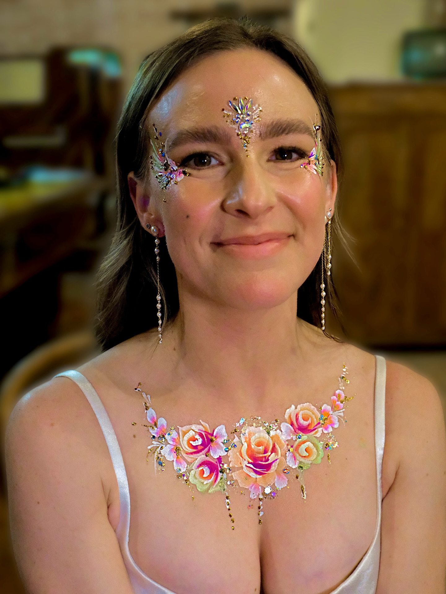 When the prosecco flows and the glitter glows, you know it’s a Tuscan wedding 🍾✨
A magical evening in Tuscany, Italy, creating bespoke adult glitter face art for guests at the stunning Villa Olimpia. It was our pleasure to bring our signature sparkle to the wedding reception.
A beautiful night filled with laughter, fun, music, and joy ✨
Huge congratulations to Alexandria and Taylor on the most wonderful celebration of love 💕 We’re so grateful to have been part of your special day and to share our sparkle in such a magical setting ✨💕
#Glitterarty #DestinationWedding #TuscanyWedding #VillaOlimpia #LuxuryEventArtist #GlitterFaceArt #WeddingEntertainment #DestinationWeddingItaly #EventArtist #TuscanyMagic #GlitterArtistry #LuxuryEvents #AdultFacePainting #GlitterBar