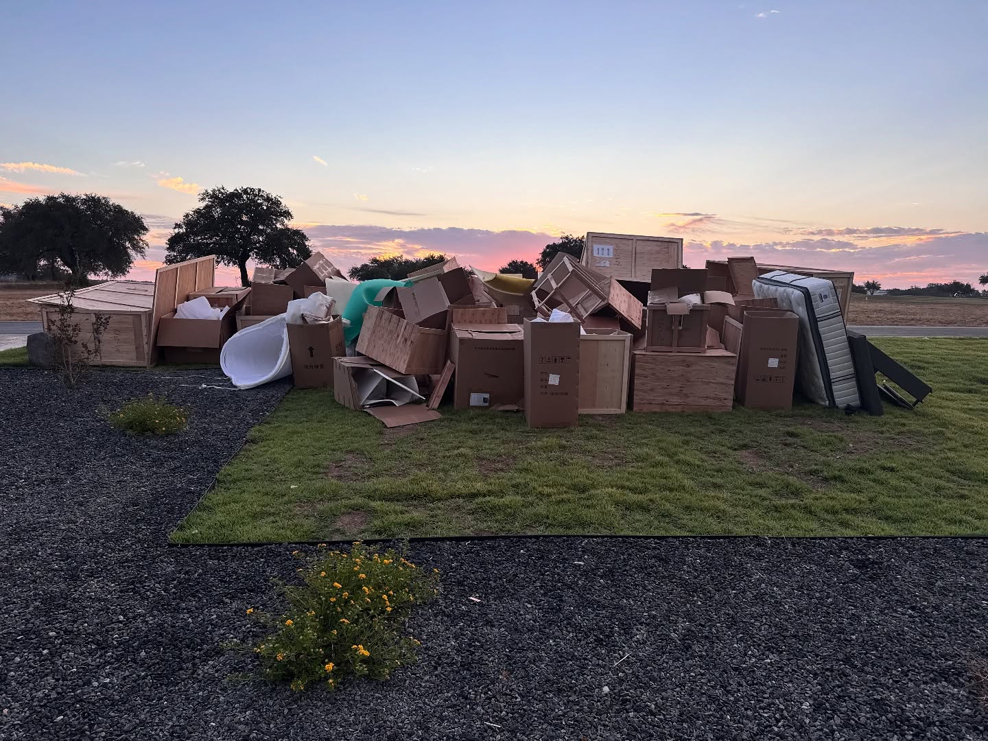 We are the best junk removal team in #Austin. Tackling whatever you throw at us. This was a fun one! #junkremoval #dreamteam😍 #dashawayjunkhauling