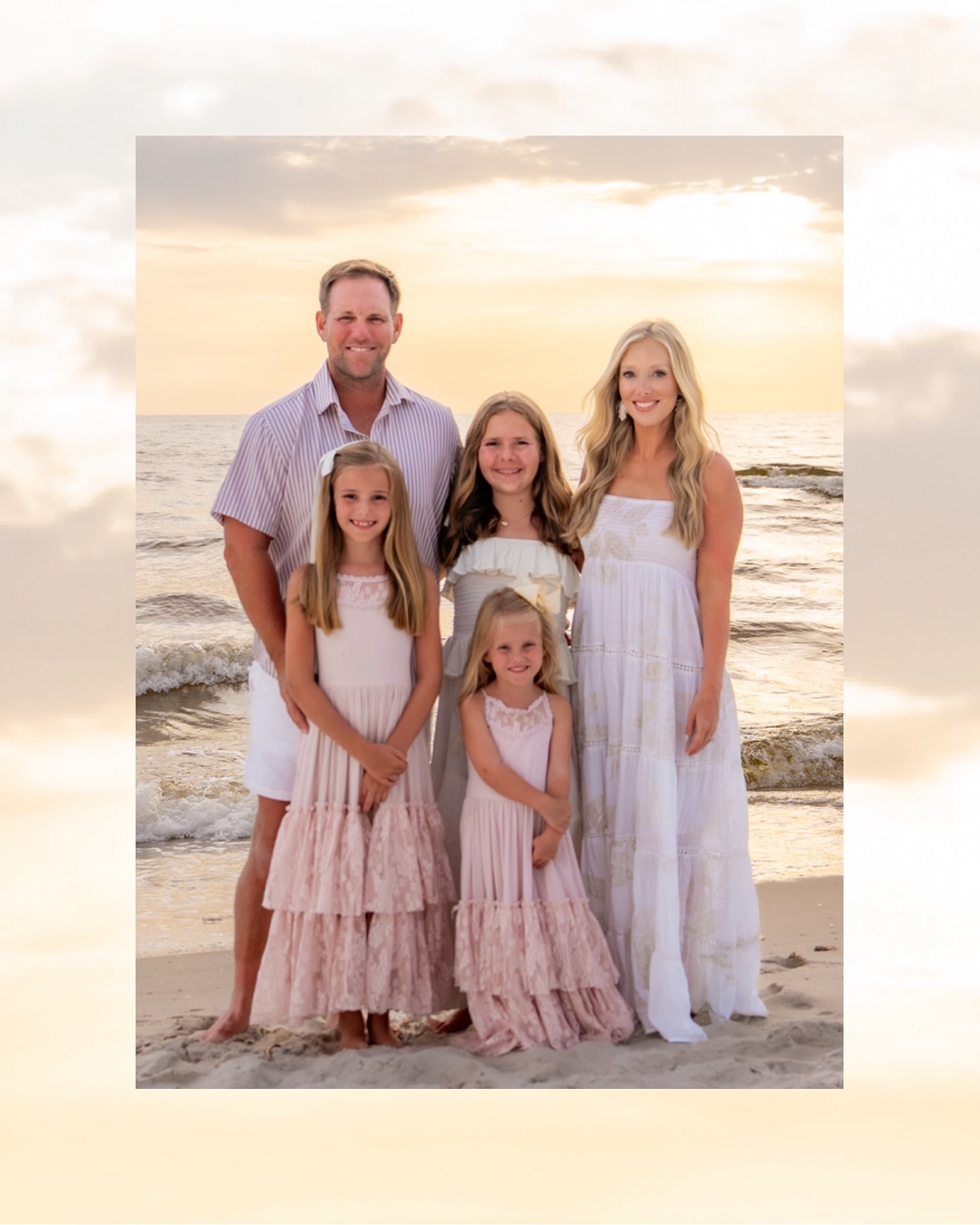 Florida sunsets never disappoint 🌅 #swflphotographer #naplesphotographer #bonitaspringsphotographer