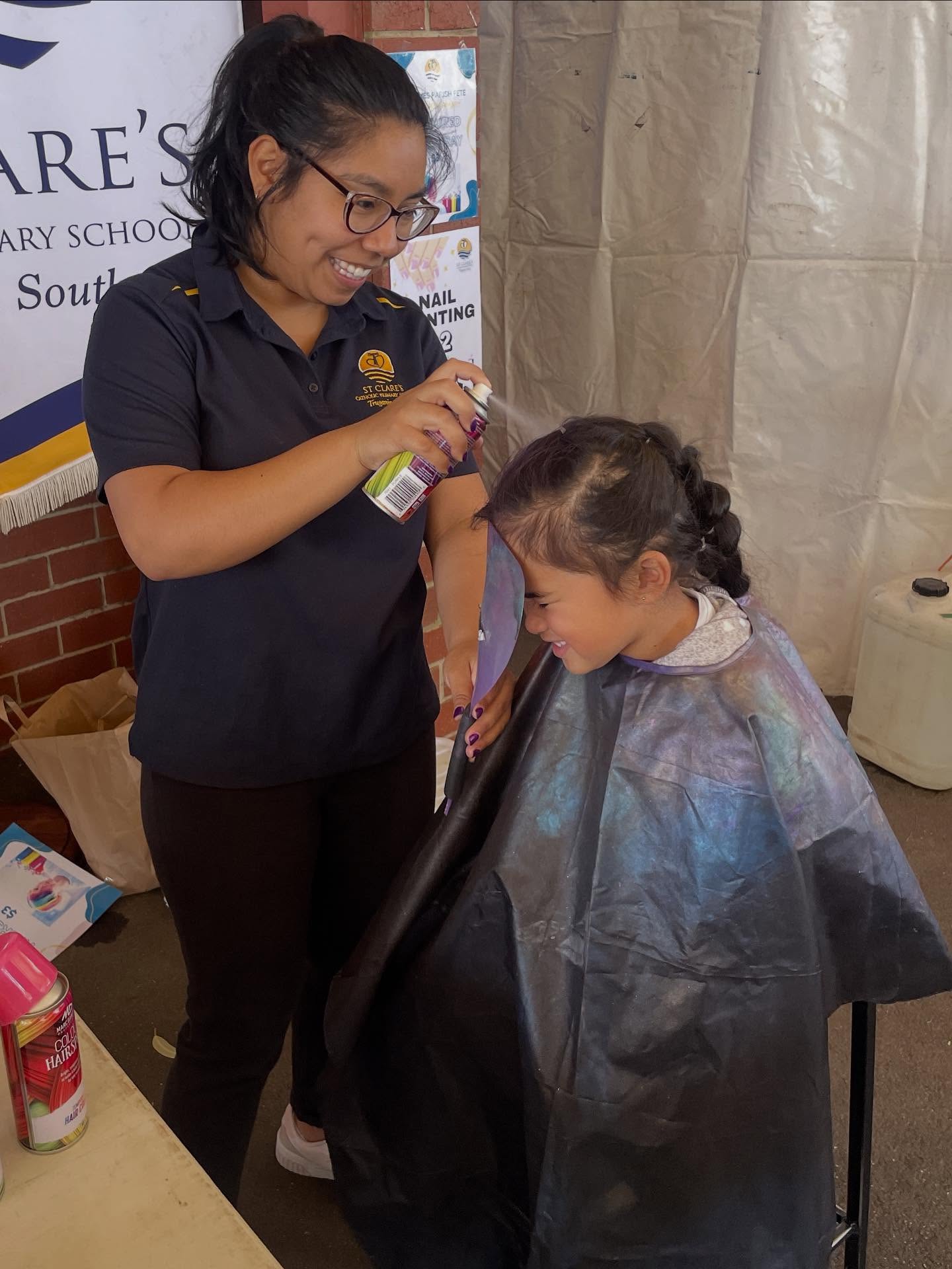 What a beautiful day at the St James Parish Fete ☀️ All St Clare’s staff volunteered some time today to support the parish, running the coloured hair/nail polish 💅🏽 and snow cone 🥤 stalls.
It was wonderful to see so many of our families in attendance, supporting the parish that supports our school in so many ways 💙💛