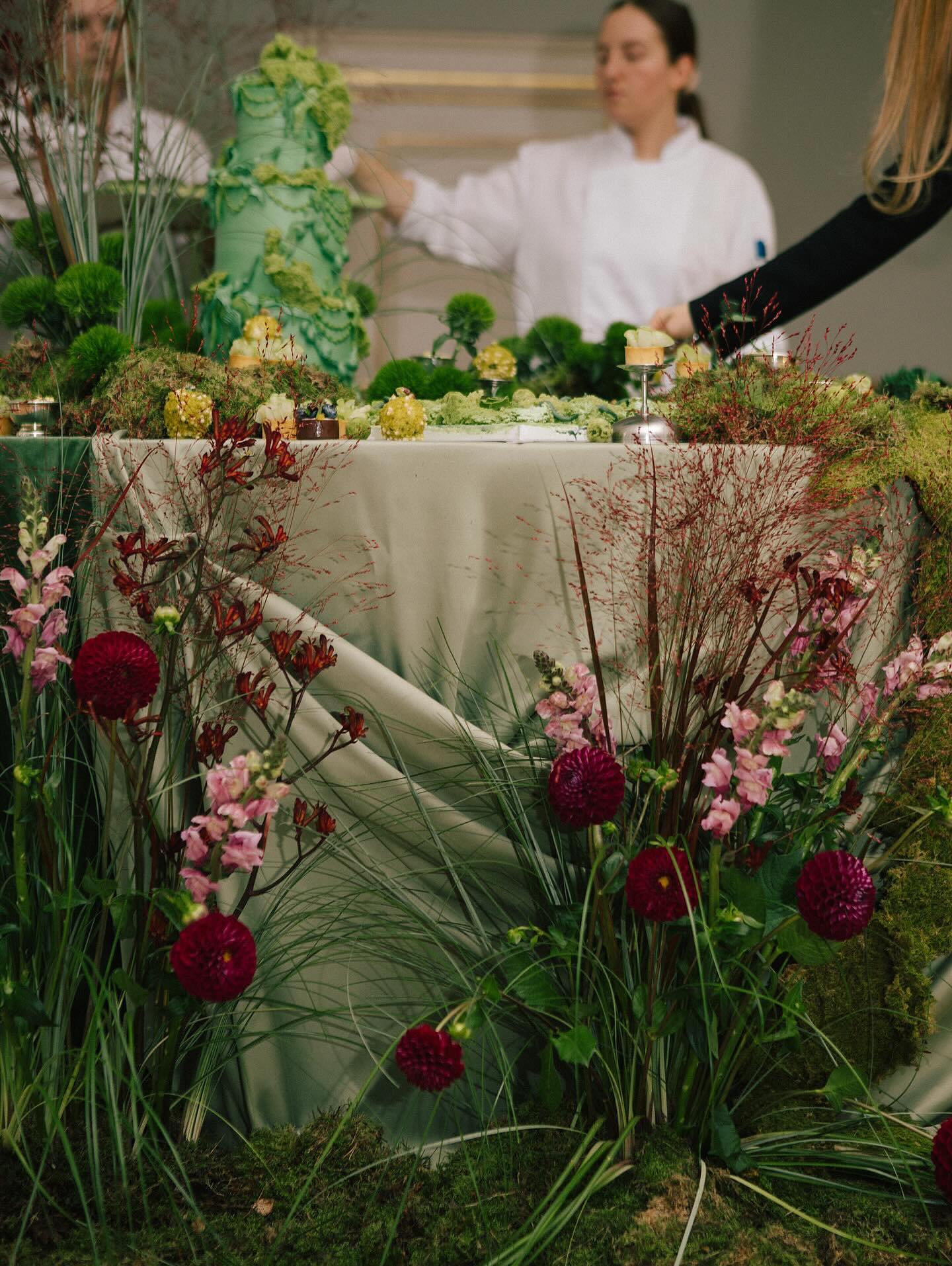 A new era unfolds in Discovery Green — where imagination meets artistry.
New collaboration with @stolzes @rosewoodmunich
With this vibrant hue, we welcome a new chapter for Rosewood, defined by renewal, creativity, and transformation.
From creation to curation, every detail embodies our commitment to craftsmanship and artistry.
Pastry head chef Shinas Shahida and cake artist Sophia Stolz reinterpreted Discovery Green, crafting a lush, living landscape of edible art that captures the essence of nature’s elegance.
From the softest pistachio tones to the deepest forest shades, each element tells a story that can be seen, felt, and tasted.
This week, we unveiled this creation together — a moment that marks not just a new look, but a renewed spirit.
Rosewood Munich, reimagined in Discovery Green.
Shot by @davidkossi