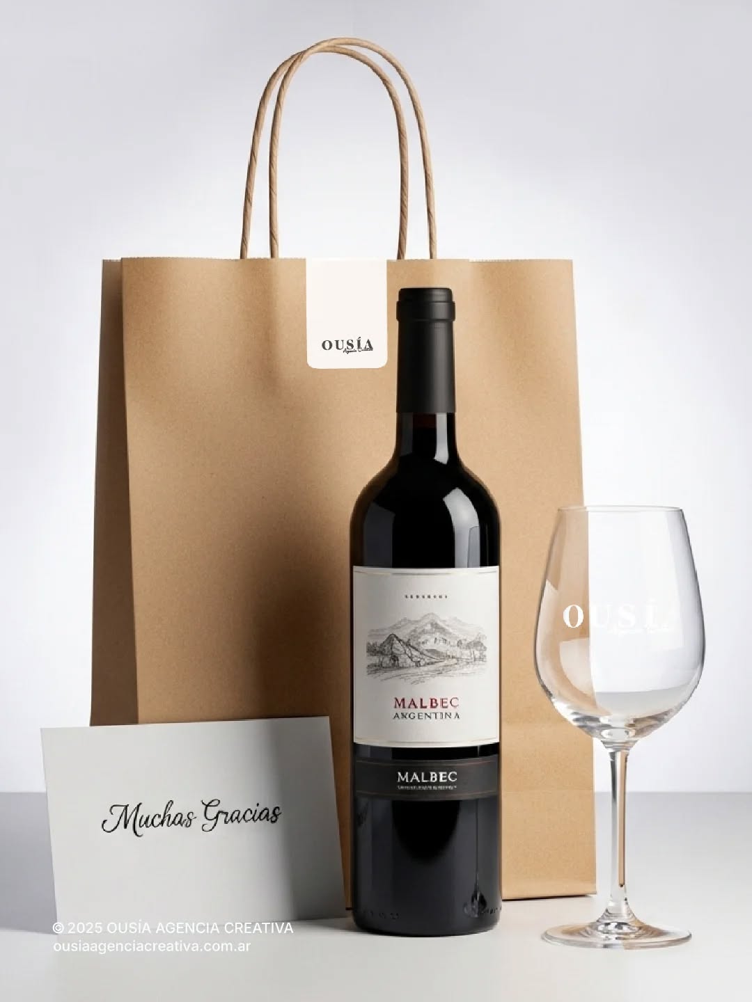 🍷 Box Copa de Vino personalizada
Presentaciones cuidadas, listas para entregar🎁
✨ Incluye bolsa de papel madera, sticker y tarjeta personalizada.
📦 Ideal para regalos institucionales y empresariales.
🚚 Envíos a todo el país.
🌐 Conocé más en ousiaagenciacreativa.com.ar
#DíaDeLaMadre #RegalosInstitucionales #BoxCopaDeVino #CajasPersonalizadas #RegalosEmpresariales #RegalosCorporativos