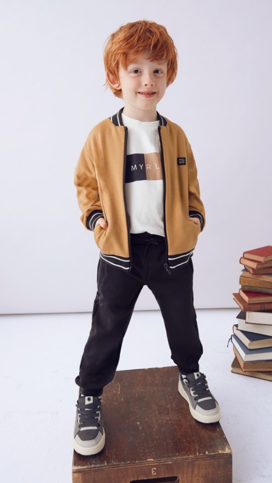 Neu eingestellte Highlights...
#fypage #kidsfashion #styleblogger #momsofinstagram #nextbee #jugendmode #momof2 #onlineshop #fashionstyle #Pirna #zwickau