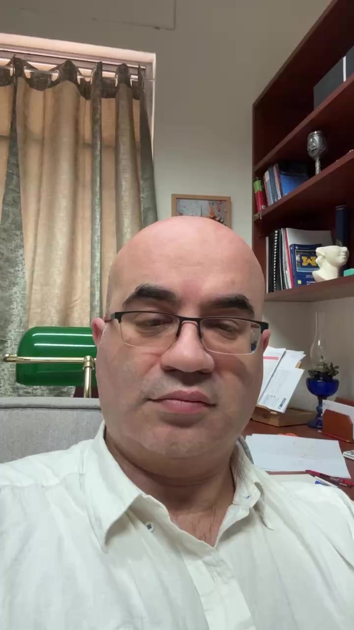 Ernesto explains
The consultation structure
Staged consent
Patient selection
Info@skinsurgeon.eu
Setting the standard
#safercosmeticsurgery #surgicalconsultation
#timmytuck
#lasertummytuck
#laserfacelift