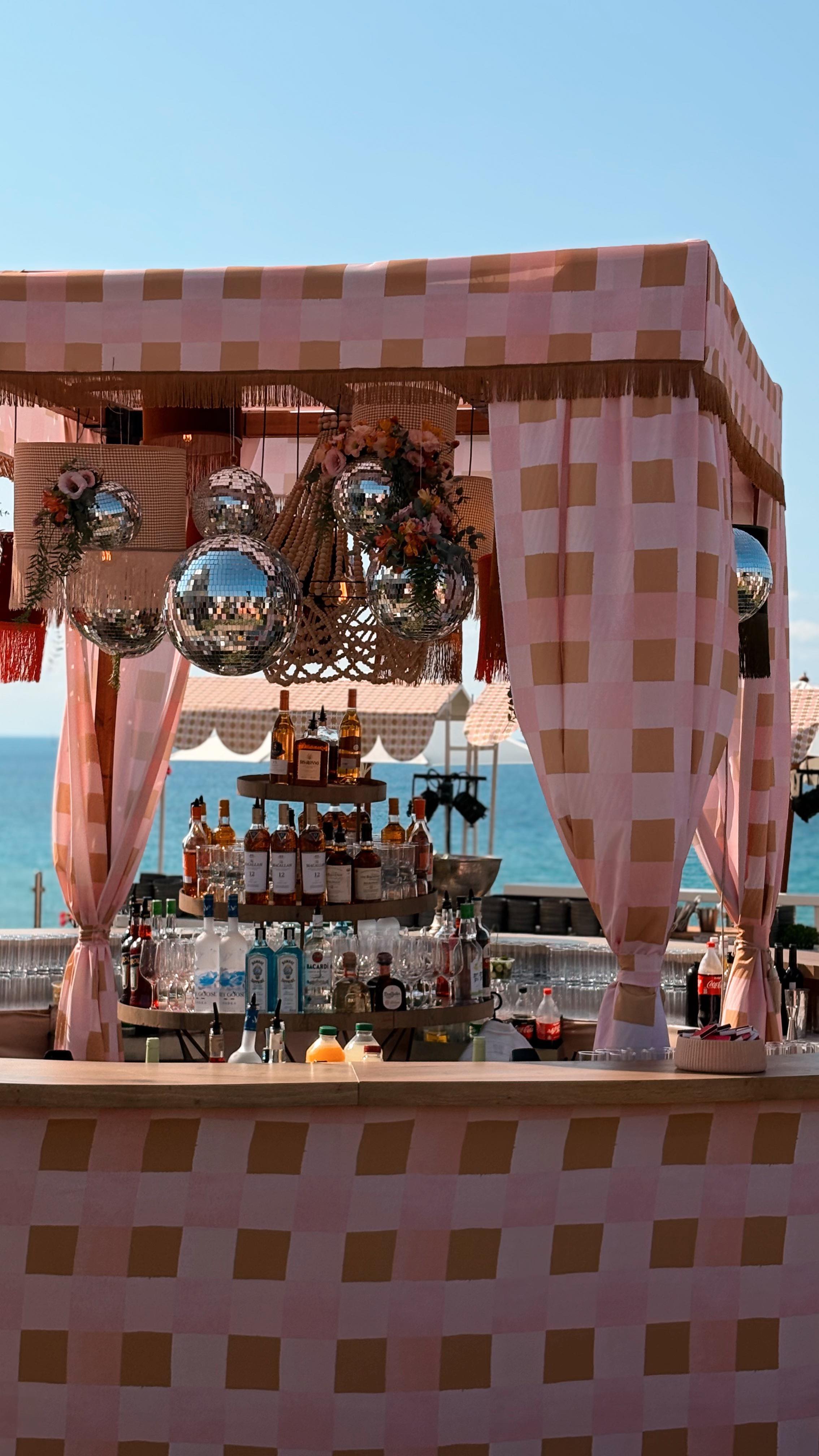 ❤️Dani & Nimrod’s Wedding❤️
So grateful for couples like these — artistic, beautiful, and unafraid of color!
A perfect match indeed🌸
Production: @thema_events
Design : @zagoni_goltz