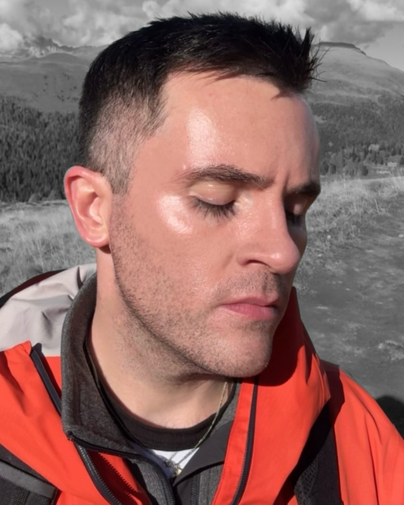 Made these two Spectral Shine shades four days before we left on vacation. Had some autumnal vibes I wanted to flesh out while we headed to the land of yellow larches. Their silly little names came to me while getting ready one morning and I rush ordered some labels so I could bring “a complete thought” on our trip.
Autumn Alpenglow is a cool beige that sits in between Divine Daylight and Cool Candlelight in terms of depth and coolness. Nowhere near as pink or pale as Cool Candlelight, but definitely cooler and lighter than Divine Daylight.
Scarlet Splendor is a rose gold that is about the same depth as Dew of Dawn and Solar Sheen, but much much cooler and rosier. I know a lot of medium/tan folks have asked for a cooler shade option and I feel like this would be a fantastic addition to the lineup. Touch dark on Tom in the photos, but pretty still with a light hand.
Hope you enjoy this little compilation of us taking these shades out for a spin during our first few days in Italy. I’ve got a couple dozen of each shade made (I cant small scale produce the base the way I can with blush so I have to like…. commit when I make Spectral Shine shades for fun 😂) so lemme know if you’d be interested in picking a prototype up.
I could probably find a way to put it up on our website even though we’re out of office 🤷🏻♂️🌿🌿🌿
#indiebeauty #indiemakeup #creammakeup