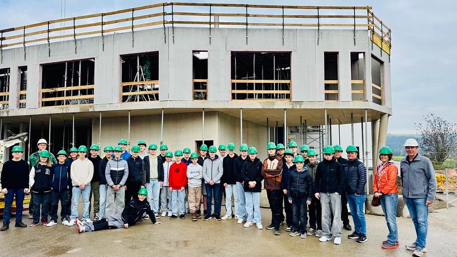 Danke an die sehr interessierten und motivierten 36! Schüler, die heute an unserem Berufsinfotag teilgenommen haben. Wir freuen uns auf viele Schnupperlehrlinge!
#KarriereAmBau #lehrlingsschmiede #mayrbau #steyr #schnupperlehrling