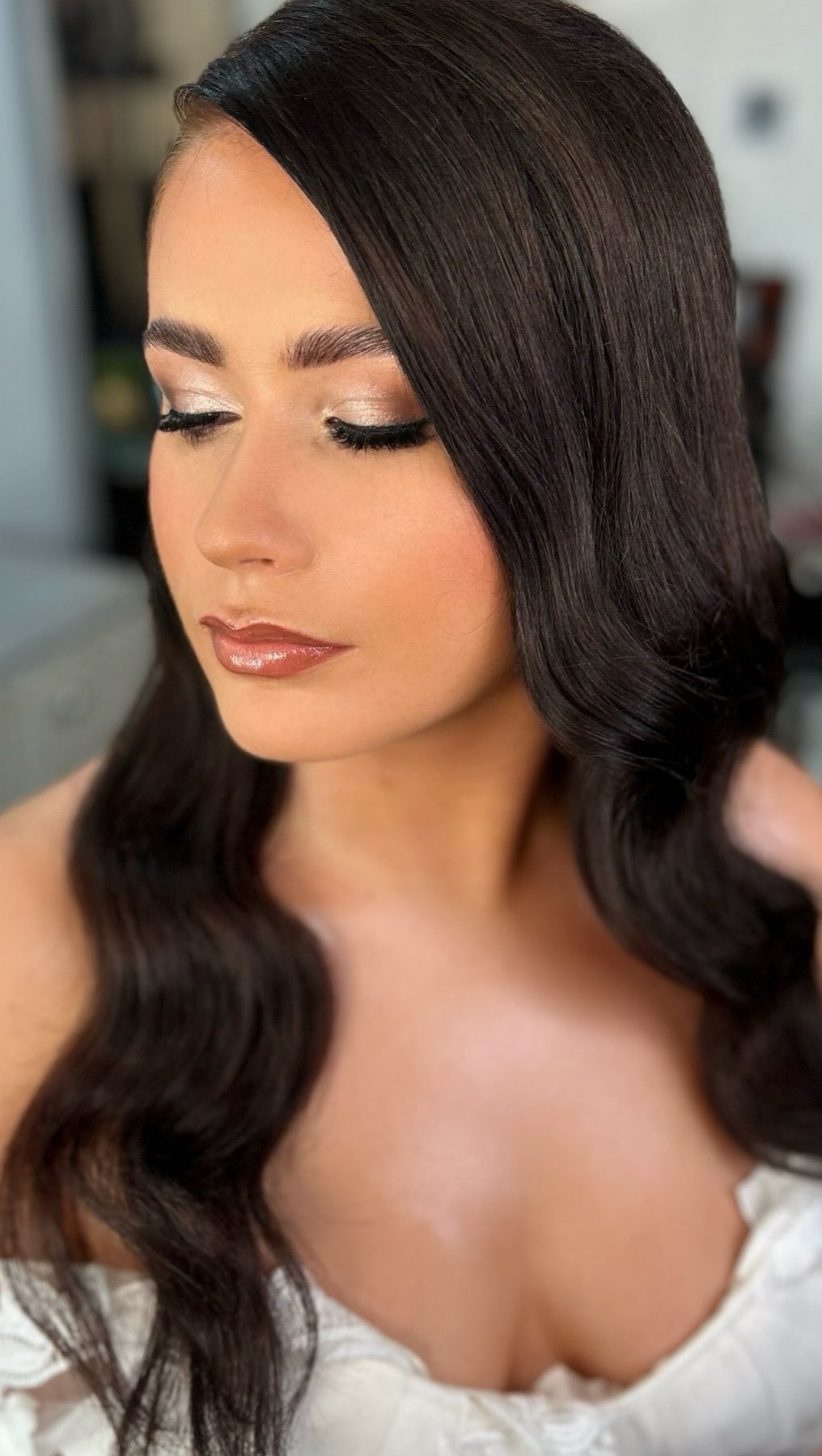 I SAID NEVER AGAIN WILL THIS HAPPEN TO MY BRIDES!
Hold up, if you rushed to the caption thinking I’m calling out my amazing brides - you know I’d never. I’m actually talking about my own bridal “trial” 10 years ago.
I’m a Glam Girl. I love makeup, I wear it, and I wanted to feel absolutely GLAMOROUS on my wedding day. But 10 years ago,I wasn’t working in the wedding industry and thought I’d book an expert in bridal makeup, so little old me just went to a local makeup counter (you known that premium brand known for high end bridal) and booked an bridal appointment to trial because it was just the done thing back then. It wasn’t as sought after to hire a makeup artist to your venue.
I specifically asked for full glam.
When the big reveal came, I looked in the mirror, and my heart just sank. I felt completely deflated and letdown. Why?
Because I looked like I was wearing no makeup at all!
I don’t blame the makeup artist at all! As someone who spent two years qualifying in make-up myself believe me when I say we are only trained in natural bridal make up and we have to expand our expertise through years of additional training and experience. Mostly because society tells us that brides should be natural on their wedding day! 😒
If you’re a Glam Girl who loves makeup, and you don’t specifically choose an artist who specializes in Glam, you’re going to end up with natural barely there makeup that doesn’t feel like you. And when you look in that mirror, you won’t be happy and that was a lesson I had to learn myself!
when I created Danielle Louise artistry, I vowed to myself that no girl who loves her makeup is going to feel that feeling when looking in the Mirror with me. They are going to be wowed.
My mission is simple: Glam Girls get the Glam they DESERVE and they get HEARD!
If that’s you, I’d love to work with you! Dm me for a chat about your glam ideas 🥰
#worcestermakeupartist #warwickshirewedding #makeupartist #bridalmakeup #makeuptrial #glambride #westmidlandswedding #birminghammakeupartist #warwickshiremakeupartist #redditch #stratforduponavon #bridetobe #bourtonhall #elmorecourt #manorbythelake #cotswoldmakeupartist #cotswoldwedding