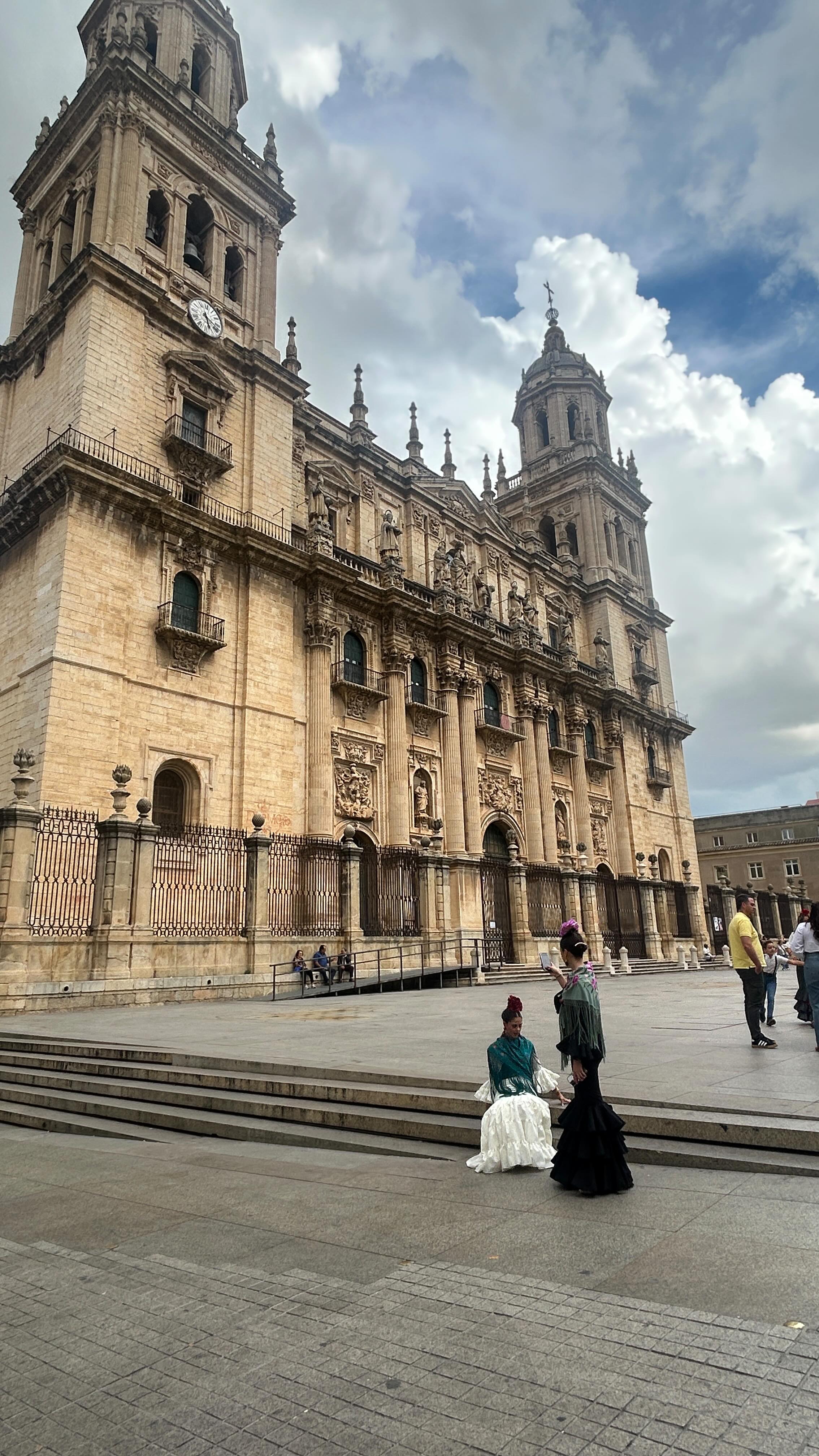 Grateful for incredible friends, love, and finally being back in Spain #25yearstogether #oldfriends #jaén