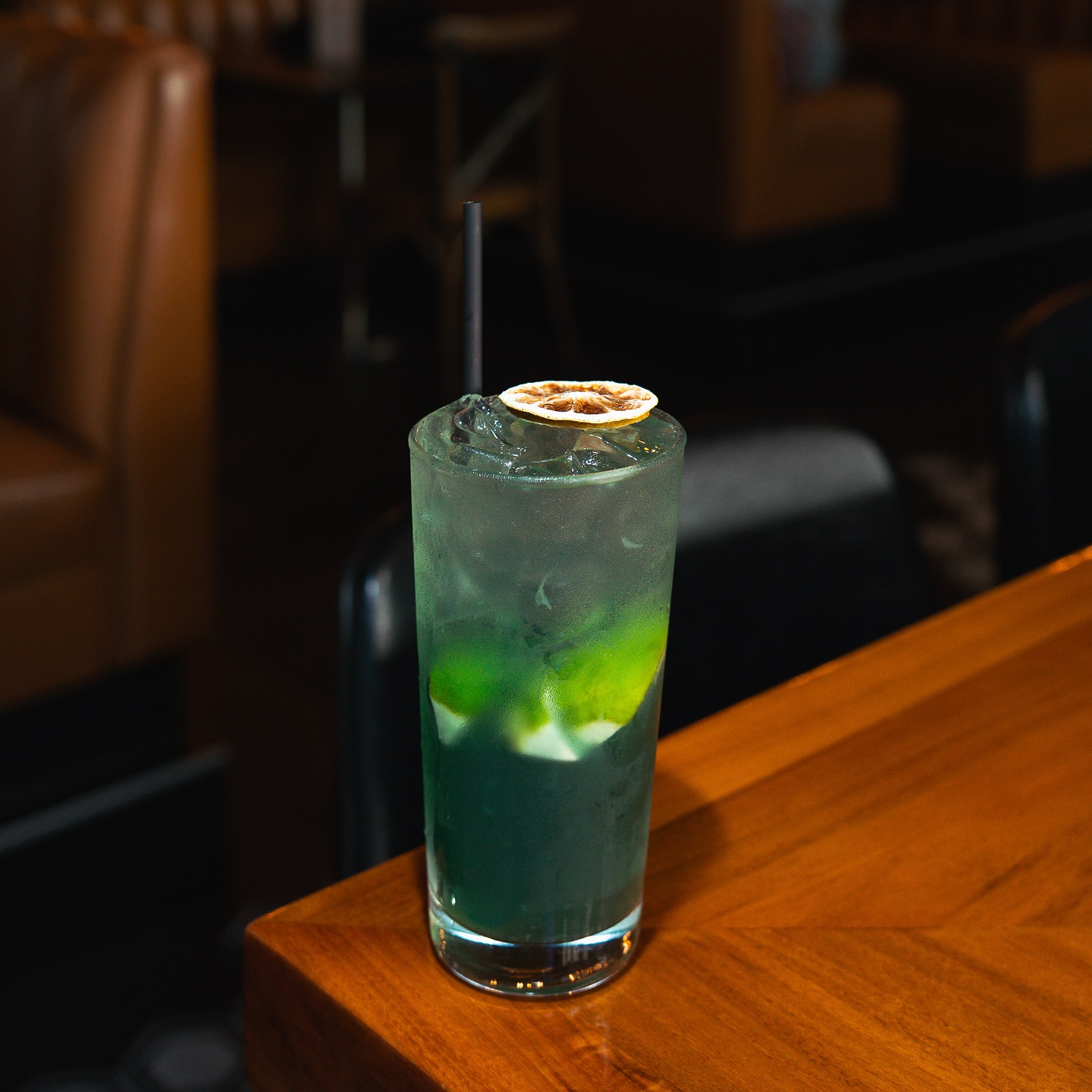 Not drinking? We got you.
Our mocktails are serving full flavor, no regrets — whether you’re feeling like a Sappy Face or want a Sure Thing, we’re pouring something special without the buzz.
.
.
.
.
#TheCarveryLB #MocktailMood #SoberCurious #DTLBDining #SappyFace #SureThing #LongBeachEats #ZeroProofVibes