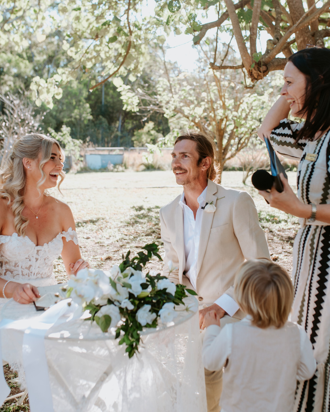 🌟 Celebrating love in the most beautiful home surroundings! 🌸💍✨ Here's to happy days ahead for this gorgeous couple.
💖 #WeddingBliss #LoveIsInTheAir #MemorableMoments #SharronRidgway #CelebrateInStyle #Inspiration #Celebrant