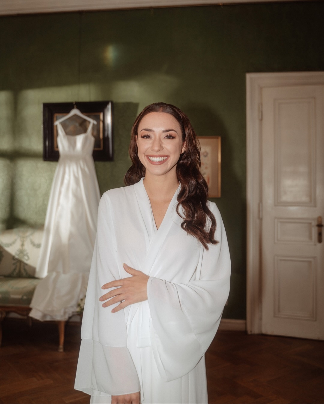 It’s not about being ready for the camera,
but about being present in what’s unfolding.
#weddingphotography #gettingreadyforwedding #weddinggettingready #bridetobride #weddingcastle