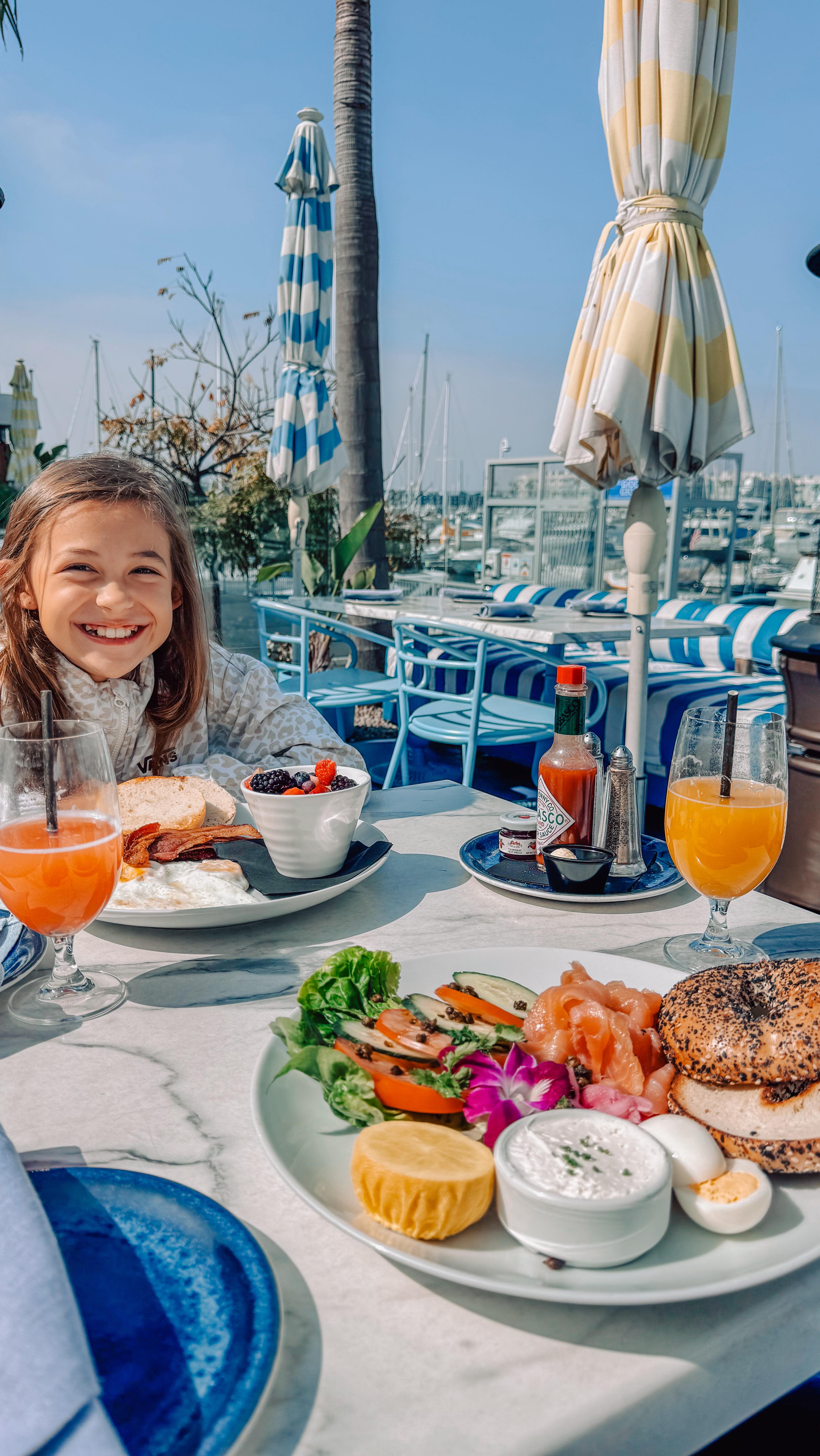 Part vacation, part endless slumber party. Wouldn’t trade the chaos for anything though!!
#travelwithkids #travelingfam #parentinghumor #itstruetho #kidssaythedarndestthings #rugrats #nickelodeon #90sbaby #millenialmom #relatableparenting #parentingreality #teamnosleep