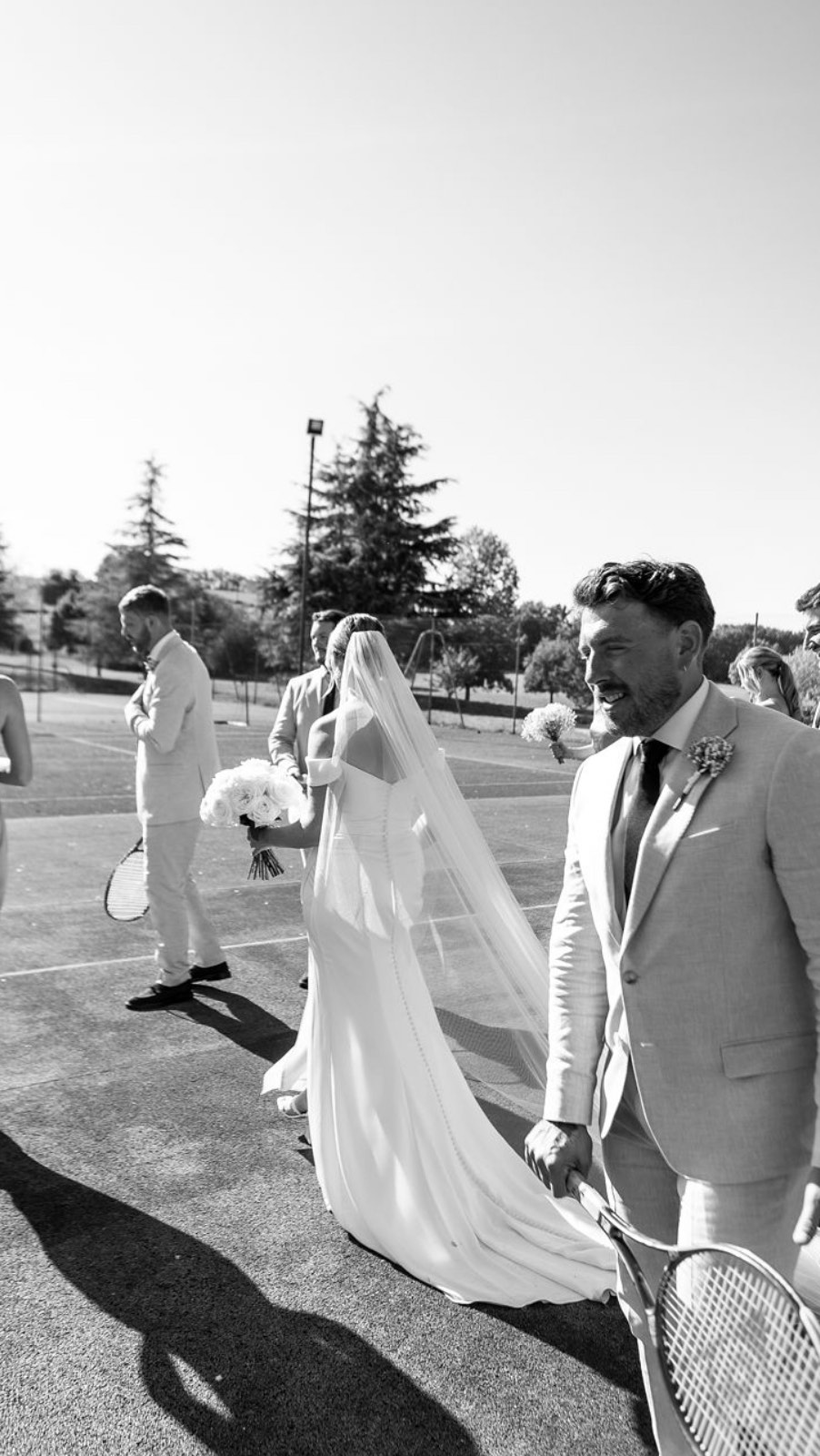 Can’t beat a groom with his mates having a giggle before the ceremony. Loved this group of lads who have all been mates for years. Not often you can all get together so when you do make sure to have it filmed. Priceless memories captured for you.
Filming for Memories 💛
Venue @manoirdelongeveau.
Planner @eventsetc_kristianmundell for @marrymeinfrance.
Makeup @skin23_mua hair @amandadrew24
Célèbrent @helen_wedding_celebrant_france
#weddingfilmfrance #weddingsouthwestfrance #contentcreatorfrance #chateauweddingfrance #marrymeinfrance