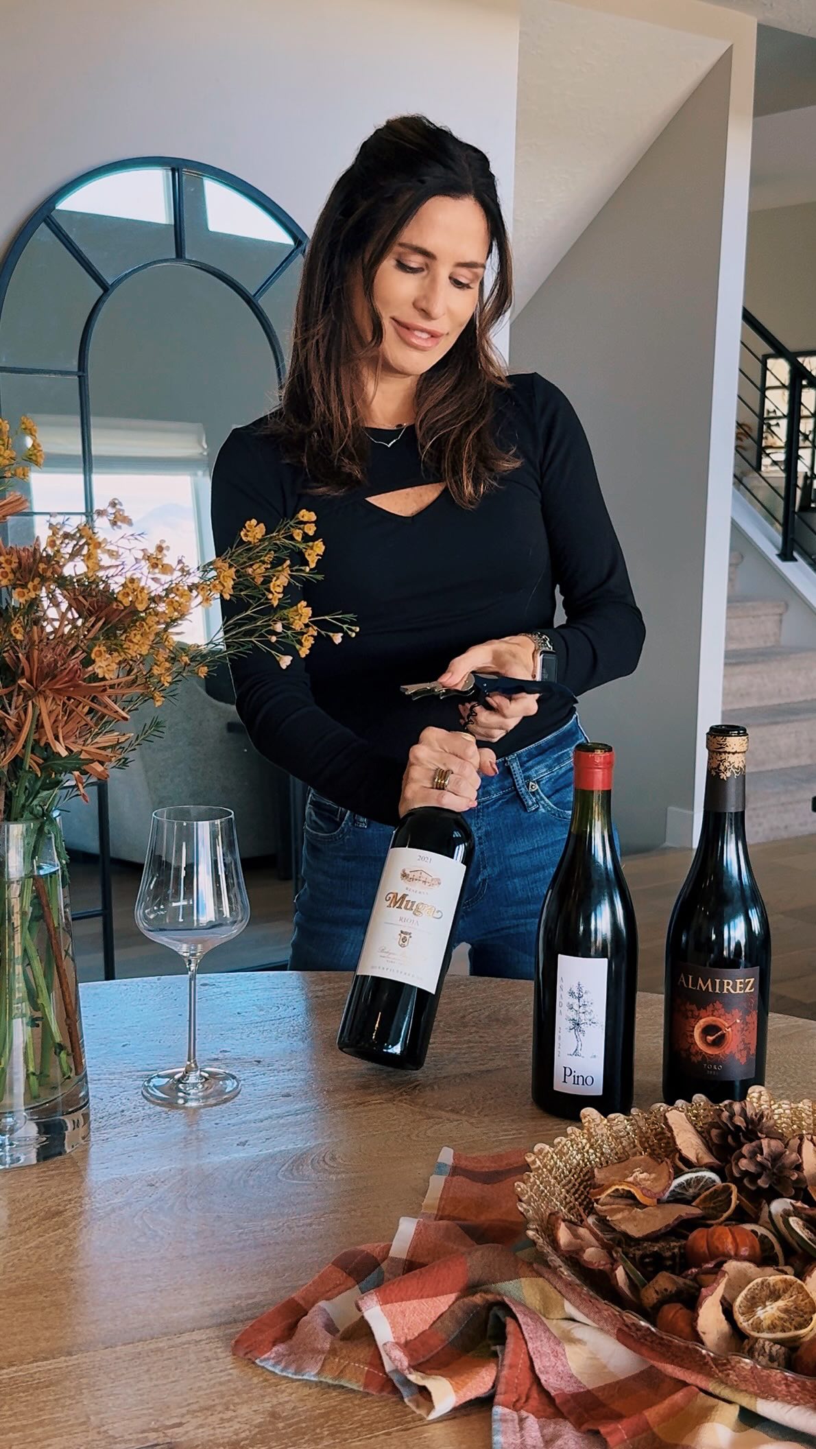 From the elegance of Rioja to the wild heart of Manchuela and the bold power of Toro, Spain’s red wines are as diverse as its landscapes.🌿
Rioja - Tempranillo
The country’s classic. Think silky red fruit, warm spice, and hints of vanilla from oak aging. Refined, structured, and timeless.
Manchuela - Bobal
A hidden gem from high-altitude vineyards in southeastern Spain. Bold, juicy, and full of dark berry flavors with an earthy edge that reflects its rugged terroir.
Toro - Tinta de Toro
Tempranillo’s more intense cousin... structured, powerful, and bursting with dark fruit and spice. The kind of wine that gets your attend with the first sip.
Spain’s vineyards stretch from cool coastal hills to sun-soaked plateaus, producing wines of incredible character, quality, and value. Whether you love something elegant, expressive, or bold, Spain has a bottle to match your personality.
Head to @wine_com (link in bio) to discover these wines and more from across Spain, conveniently delivered right to your door.📦🍷
#winesofspain #spanishwines #redredwine #discoverspain #onlinewine