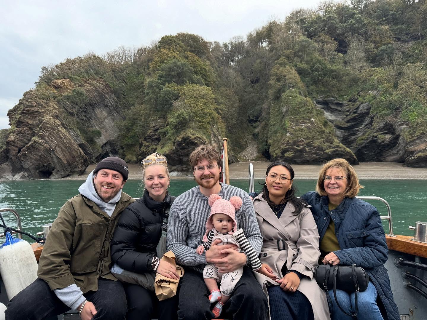 Today we welcomed this wonderful family aboard Kittiwake to enjoy a private coastal cruise 🥰
We’re still running sailings throughout half term — you can check them out on our website!
And don’t forget, if the weather turns spooky and we have to cancel, we’ll issue you a full refund 👻🙂
💻 - www.kittiwake-charters.co.uk
#coastalcruise #northdevon #lovenorthdevon #exmoor #exclusive #adventure #boattrips #devonlife #devon #ilfracombe #ilfracombeharbour