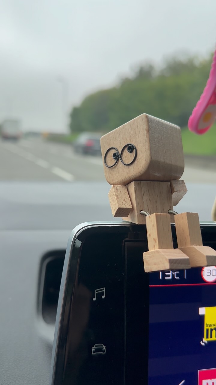 Découverte du domaine les Garçons à Charentay près de Brouilly.
Des gamay vif et plein de vie , un énorme Chardo
Un bonbon à 11,5%
Nan on aime beaucoup les garçons @cavavincannes
#gamaymonproduitdebeauté
#beaujolais
#cannes #marcheforville #caviste #wine #winestagram #winelover #cannestagram #chardonnay #instawine