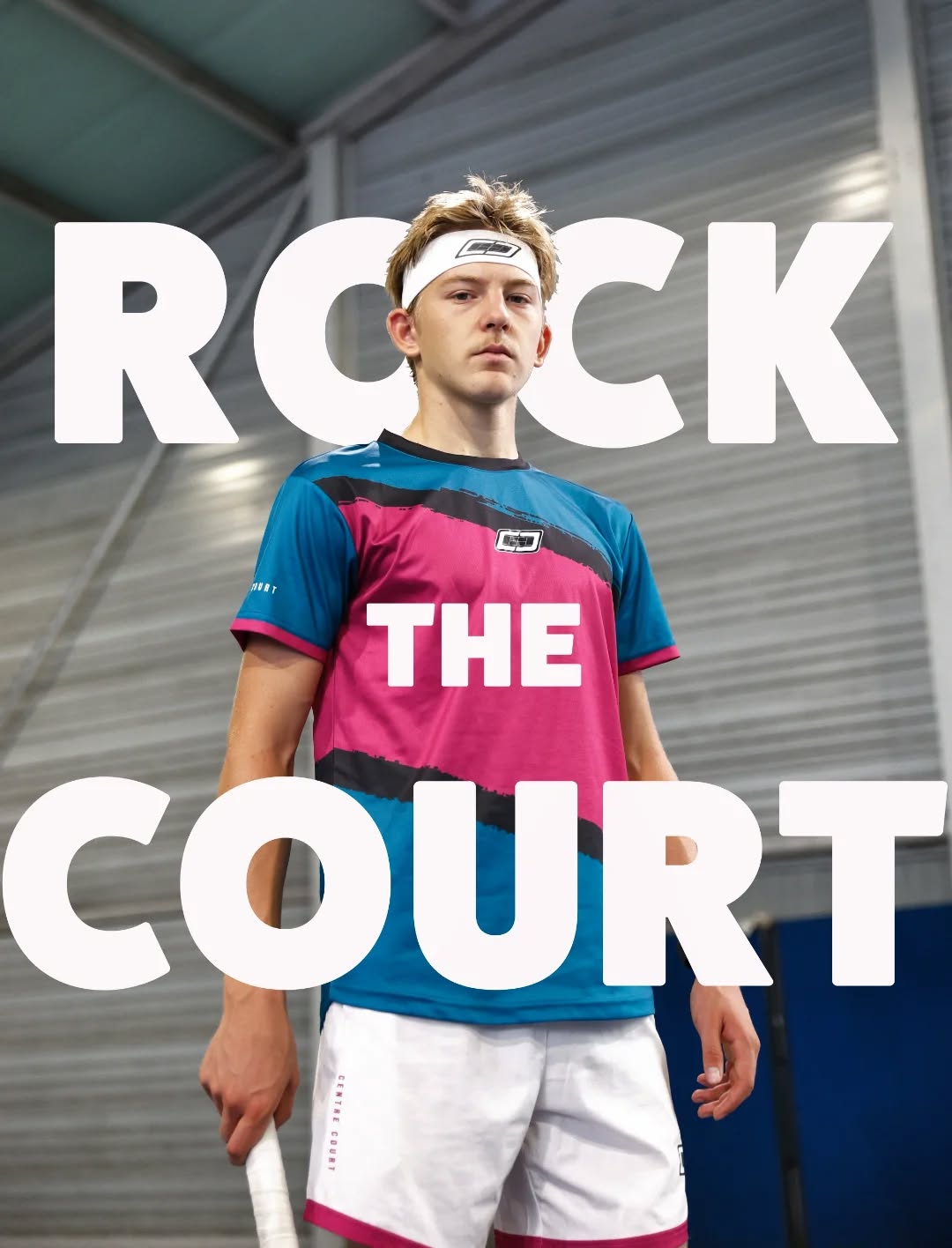 FRAPPER LA BALLE AVEC PUISSANCE, PRÉCISION ET STYLE SUR TOUTES LES SURFACES : ✔️
ALIUS porte la tenue REBEL.
ROCK'N'ROLL TENNIS IS NOT DEAD 🎾🎸
WWW.CENTRECOURT-TENNISAPPAREL.COM
CENTRE COURT TENNIS APPAREL EST UNE MARQUE FRANÇAISE 🇫🇷
LA CHAÎNE D'ALIUS : https://youtube.com/@aliusytb?si=0_I7E3AhBbNRSozR
🎾 @alius_ytb
📷 @focalefinelle
