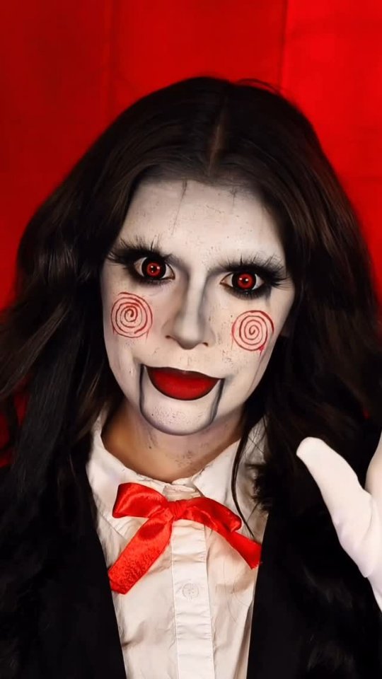 Our talented Vegas artist, Priscilla, created her own twist on a female Saw makeup look!🩸🪚💀
•
The witching hour draws near! Get ready for a spooktacular Halloween with our talented Las Vegas makeup artist, Priscilla. Book your appointment now at www.leivagency.com/contact.
#lasvegasmakeupartist #lasvegasmakeupartists #lasvegasmakeupandhair #bridalhairstyle #bridalhairstylist #bridalhairstyles #glam #glammakeup #weddingmakeup #weddingmakeupartist #weddingmakeupideas #mua #lasvegasmua #lasvegashair #lasvegashairstylist #lasvegashairandmakeup #lasvegashairandmakeupartist #HalloweenMakeup #SpookySeason #Halloween2025 #SpecialEffectsMakeup #HauntedGlam