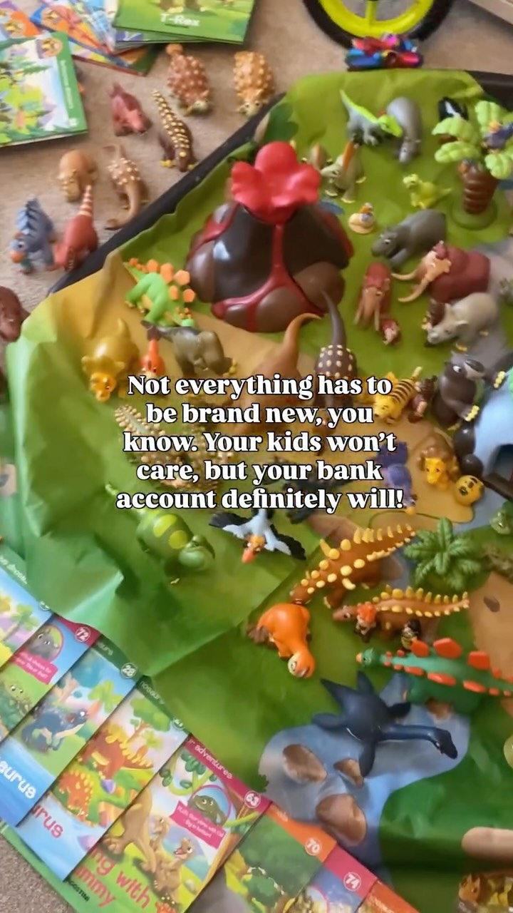 I stumbled across the ultimate dino world at a car boot in Norfolk….a whole set of these dinosaurs and matching books! 🦖
At first, I thought it would cost a fortune…but when I found out the entire lot was just £10 (and some of it still brand new!), I obvs couldn’t leave it behind.
A little bleach bath later and they looked almost perfect. When my son got home from school on his 5th birthday, I had them all set up waiting for him, a full dino adventure! 🦕 I even created an erupting volcano using the ol’ baking powder with vinegar and food colouring 😍
He of course has no idea they weren’t brand new. All he saw was a massive pile of awesome dinosaurs and books, and the best bit? It meant we could spend more on his celebrations and special bits like a new balance bike 💚
Not everything needs to be brand new. Sometimes the best finds….and memories, come from a good rummage and a bit of imagination 🙏🏼😍