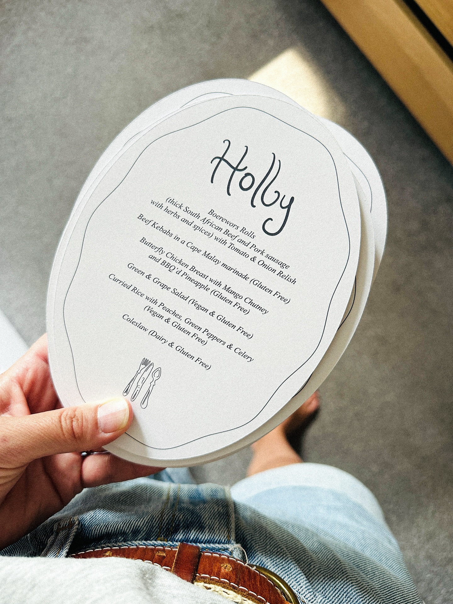 Personalised menus for Emma + Eliot this summer 🤍
.
.
.
#weddingstationer #onthedaystationery #weddingmenu #weddingtabledecor #welcomesigns #tableplan #seatingchart