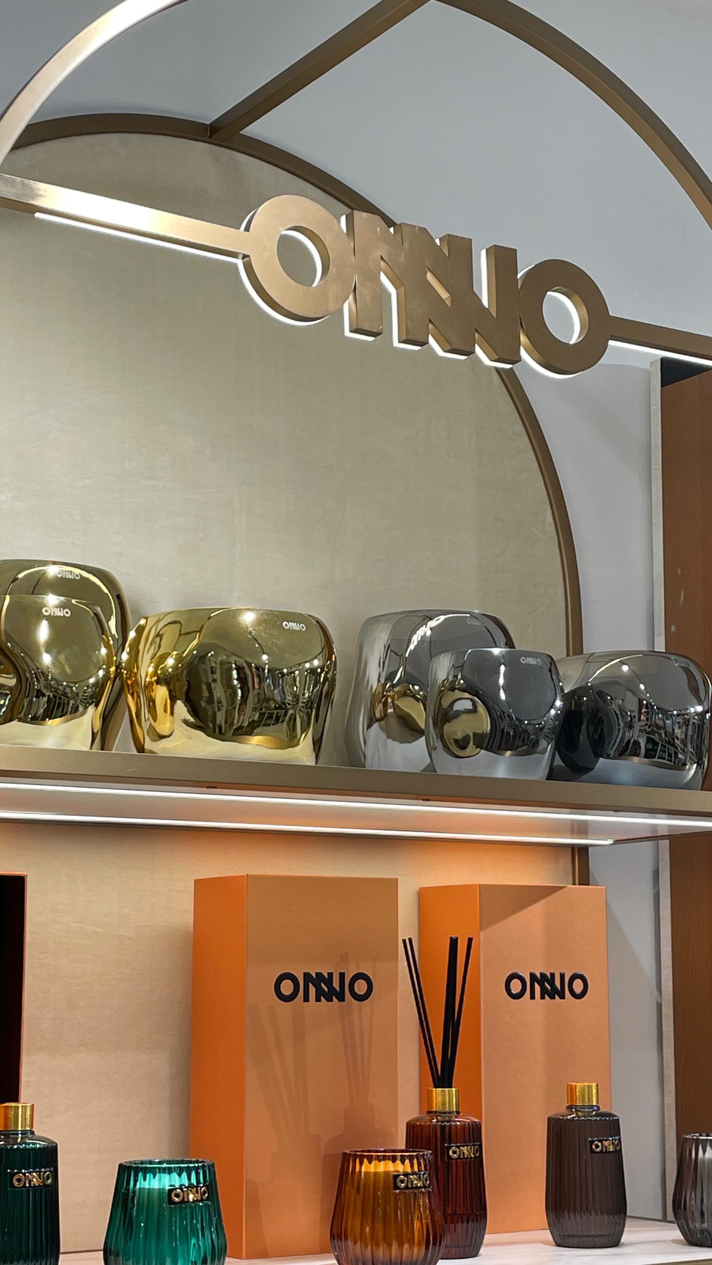 Vivez une expérience sensorielle unique avec @onnocollection ✨
📍Bougies & Parfums - Senteurs et Parfums Rares (RDC)
#tours #printempstours #printemps #toursmaville #villedetours #toursetmoi #onno