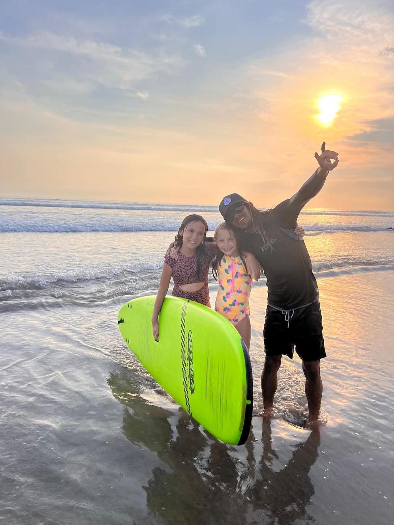 Every stay is filled with love 💛 Our family welcomes yours — feel at home en Santa Teresa
Cada estancia llena de amor. 🧡 nuestra familia está lista para recibirlos! Siéntete en casa en Santa Teresa.
#boutiquehotel #costaricastay #magicplacefamily