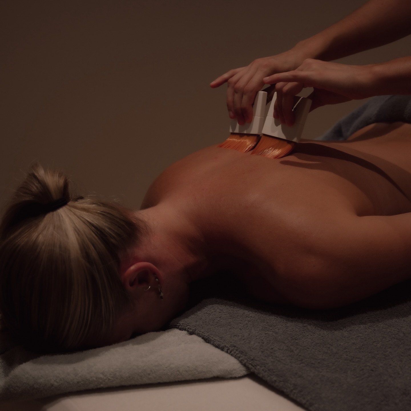 Drift into deep relaxation with our Pro Sleep Ritual at AMARA Wellness. Inspired by @comfortzoneskin_official ’s award-winning techniques, this treatment combines a calming body scrub, warm aromatic oils, and a deeply soothing massage designed to quiet the mind and promote restorative sleep. Perfect for relieving stress and resetting your natural rhythms, it leaves you feeling serene, balanced, and fully renewed.
#amara #Amarawellness #spa #spaibiza #ibizaspa #ibizawellness #prosleepritual #ibizatreatment