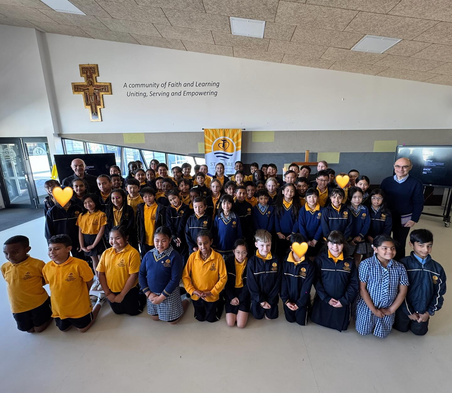 This week, our Year Three children celebrated the Sacrament of Penance for the first time. It was such a special occasion filled with reflection, forgiveness and grace ✝️
Congratulations! 💙💛