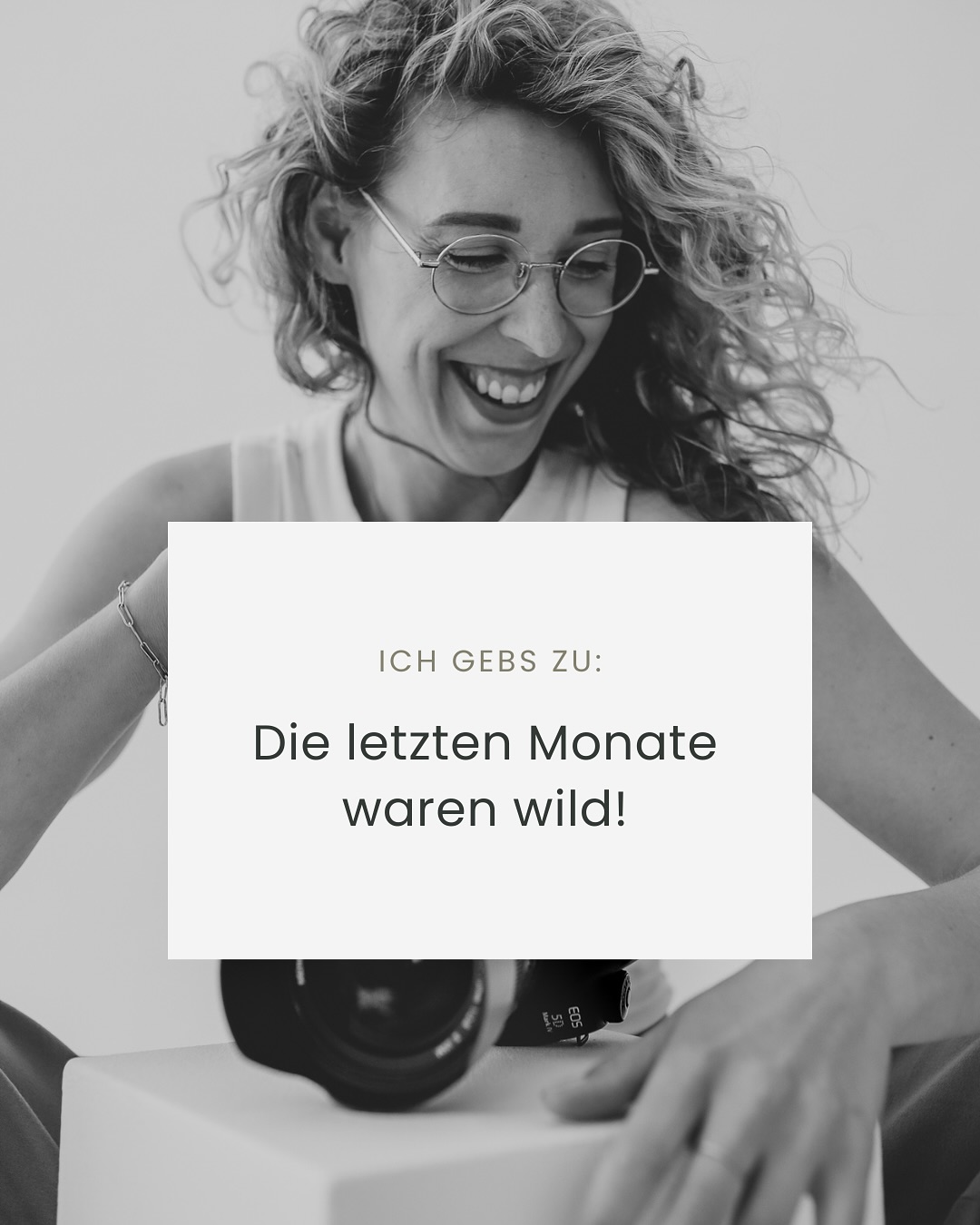Die letzten Monate waren wild 🤯
Vieles hat sich im Inneren bewegt – und das war notwendig, bevor sich im Außen wirklich etwas verändern konnte.
Ich wusste, dass der Weg nicht einfach wird. Aber wie herausfordernd es wirklich ist, sich ehrlich mit den eigenen Werten, Zielen und Wünschen auseinanderzusetzen, wurde mir erst unterwegs klar.
Loslassen war ein großes Thema: alte Vorstellungen, alte Glaubenssätze, alte Sicherheiten. Und klar – das kostet Kraft. Es braucht Mut, wenn die Angst eigentlich lieber festhalten will.
Leicht war es nicht. Aber: Es war wichtig.
Und vor allem war es wertvoll. ✨
Heute bin ich klarer. Fokussierter. Und ein großes Stück näher an dem dran, was sich wirklich richtig anfühlt.
#brandfotografie #interiorfotografie #selbstständigefotografin #femalebusiness