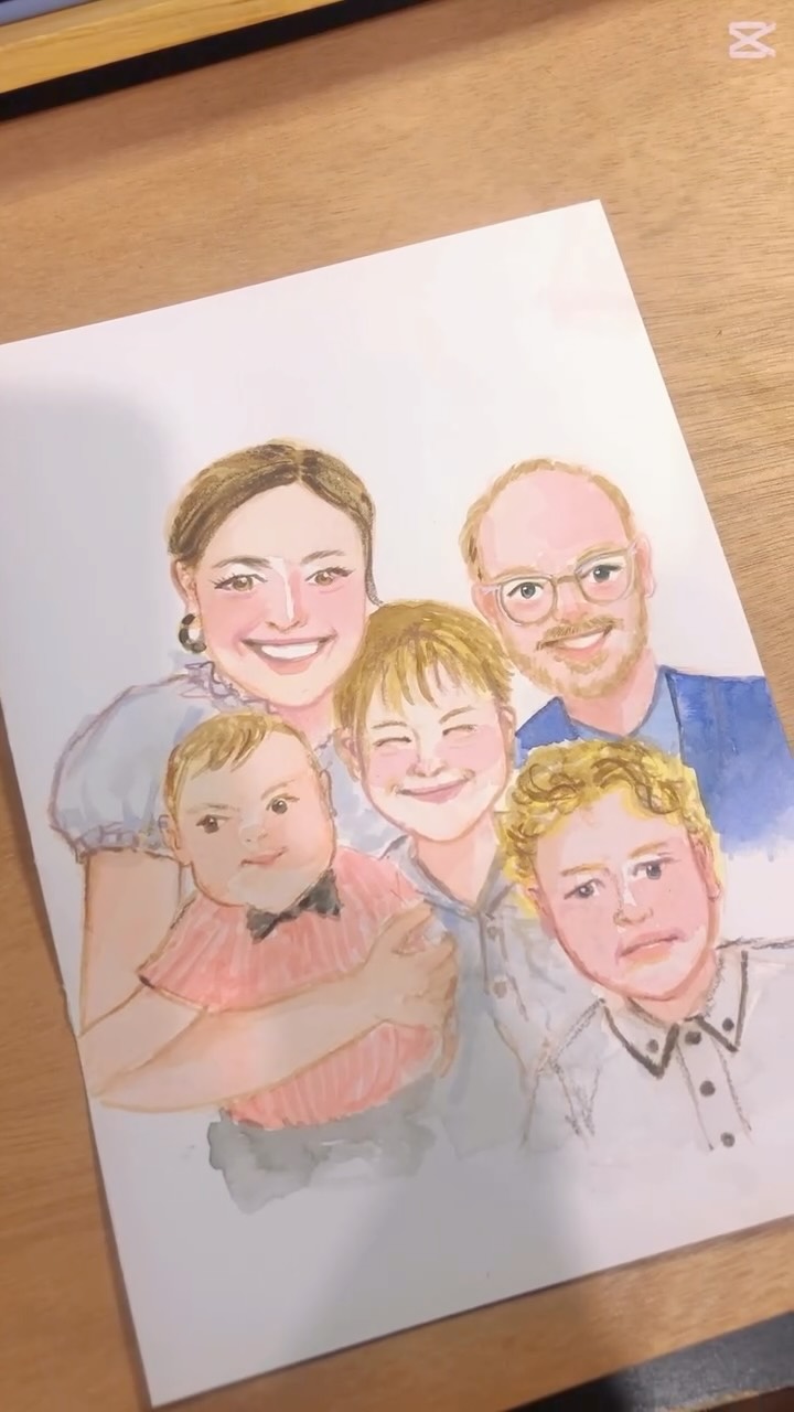 Turning your favourite moments into watercolour memories ✨Look how adorable this family is! 🥰
#artbyjida #portraitdrawings #watercolourportrait #smallbusinesstasmania #tasmaniawedding #guestportraithobart #hobartwedding #arttasmania #liveportrait #caricatures #liveillustration #portraitillustrations