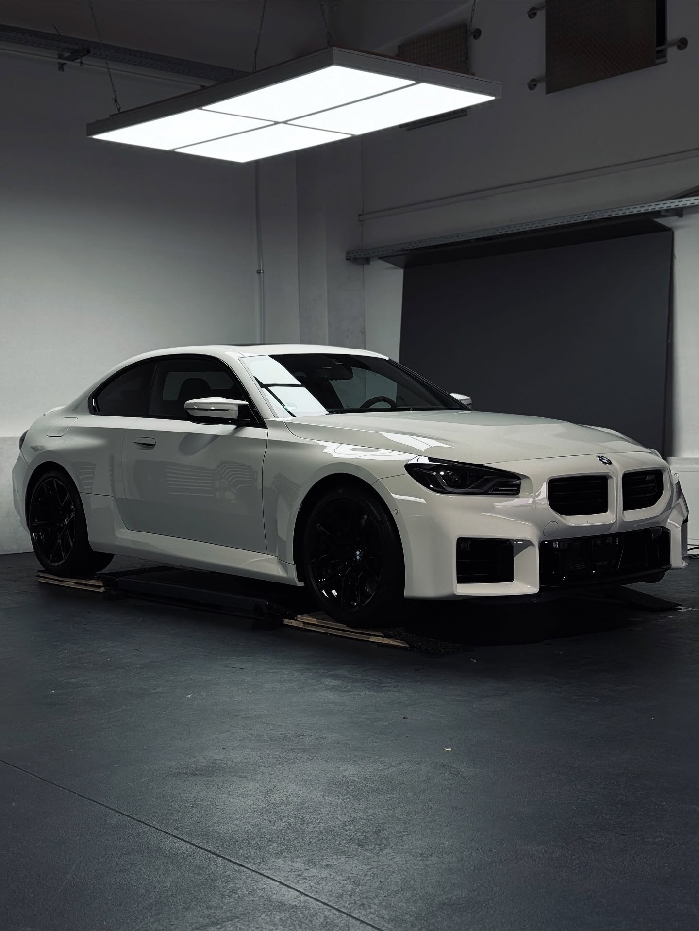 BMW M2 G87 🤍
This stunning BMW M2 G87 in white has been protected with XPEL Paint Protection Film – for maximum gloss and long-lasting protection. 💎
👉 Protect your car with the best — book your XPEL installation at Wrapness today!
#bmwm2g87 #bmwm2 #xpel #xpelgermany #xpelppf #paintprotectionfilm #carprotection #bmw #xpelstuttgart #wrapness #autofolierung #ppfinstaller #selfhealingfilm #luxurycars #wrapness
