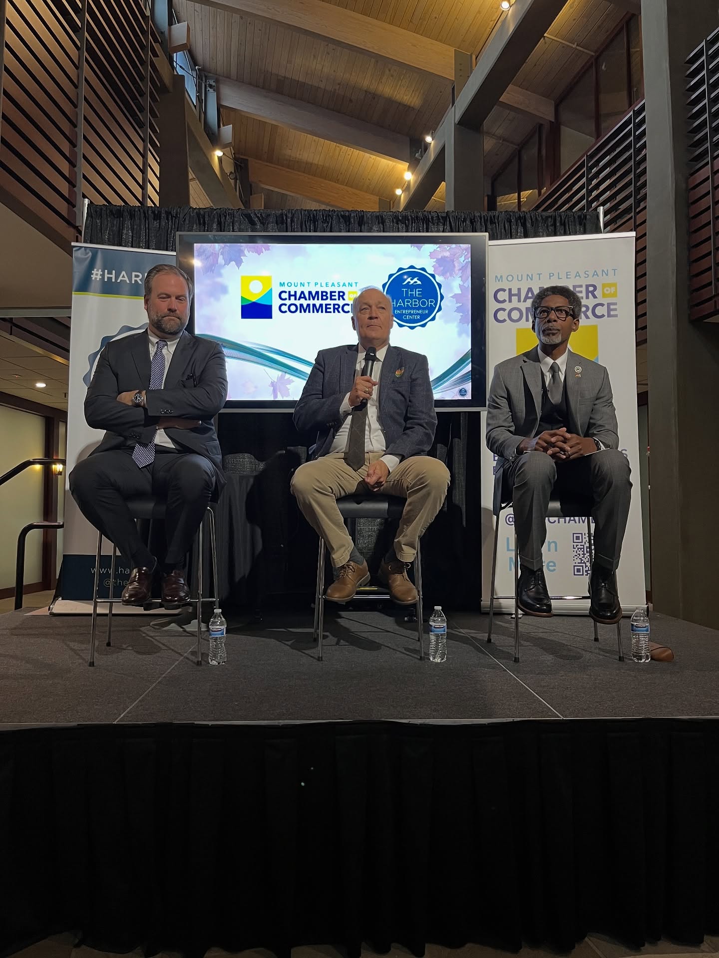 Grateful to attend this morning’s sold out Breakfast with the Mayors, hosted by both my clients @mtpchamber and @theharborec.
Hearing directly from Mayor Cogswell, Mayor Burgess, and Mayor Haynie about the future opportunities and challenges facing our region was an exclusive masterclass in leadership.
Thank you to HEC’s Executive Director, Grady Johnson, for steering the conversation! Being a sponsor of the HEC gives me direct access to the insights that help my clients succeed.