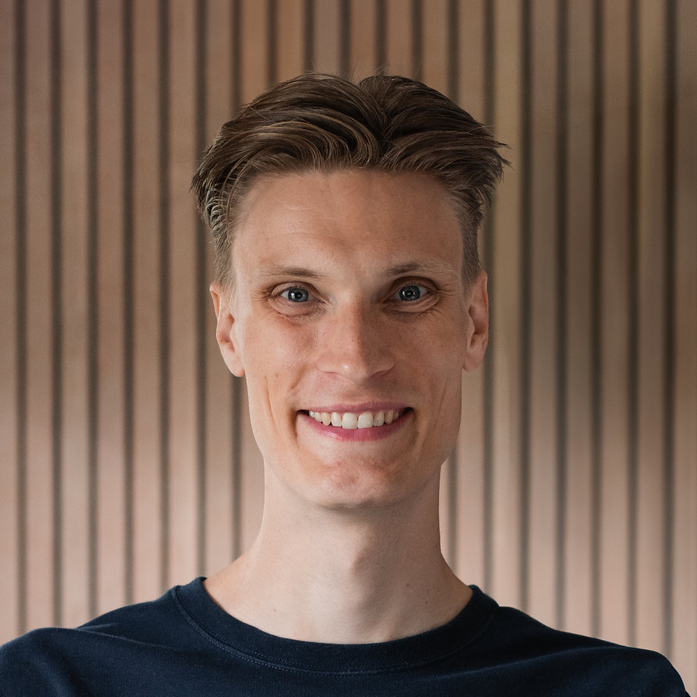 TRONDHEIM!
Din nye ernæringsekspert er PÅ PLASS! 🤩
Siden vi offisielt åpnet ERNÆRE i Trondheim 1. september, har vår kliniske ernæringsfysiolog Ole-Aleksander allerede hjulpet mange med å finne ut av sine ernæringsutfordringer.
Ole-Aleksander brenner spesielt for å hjelpe deg som synes det er vanskelig å vite hva du skal spise ved:
✅ Varig vektreduksjon
✅ Irritabel tarm (IBS)
✅ Type 2 Diabetes
Han tilbyr skreddersydd veiledning basert på matglede og kunnskap – ikke strenge regler og kompliserte dietter! 🥗✨
Bli bedre kjent med Ole-Aleksander og hans tilnærming på ernære.no
➡️ Gå til ernaere.no eller benytt lenken i Bio for å lese mer!
#Trondheim #ernæringsfysiolog #kliniskernæring #IBS #diabetestype2 #kosthold #matglede