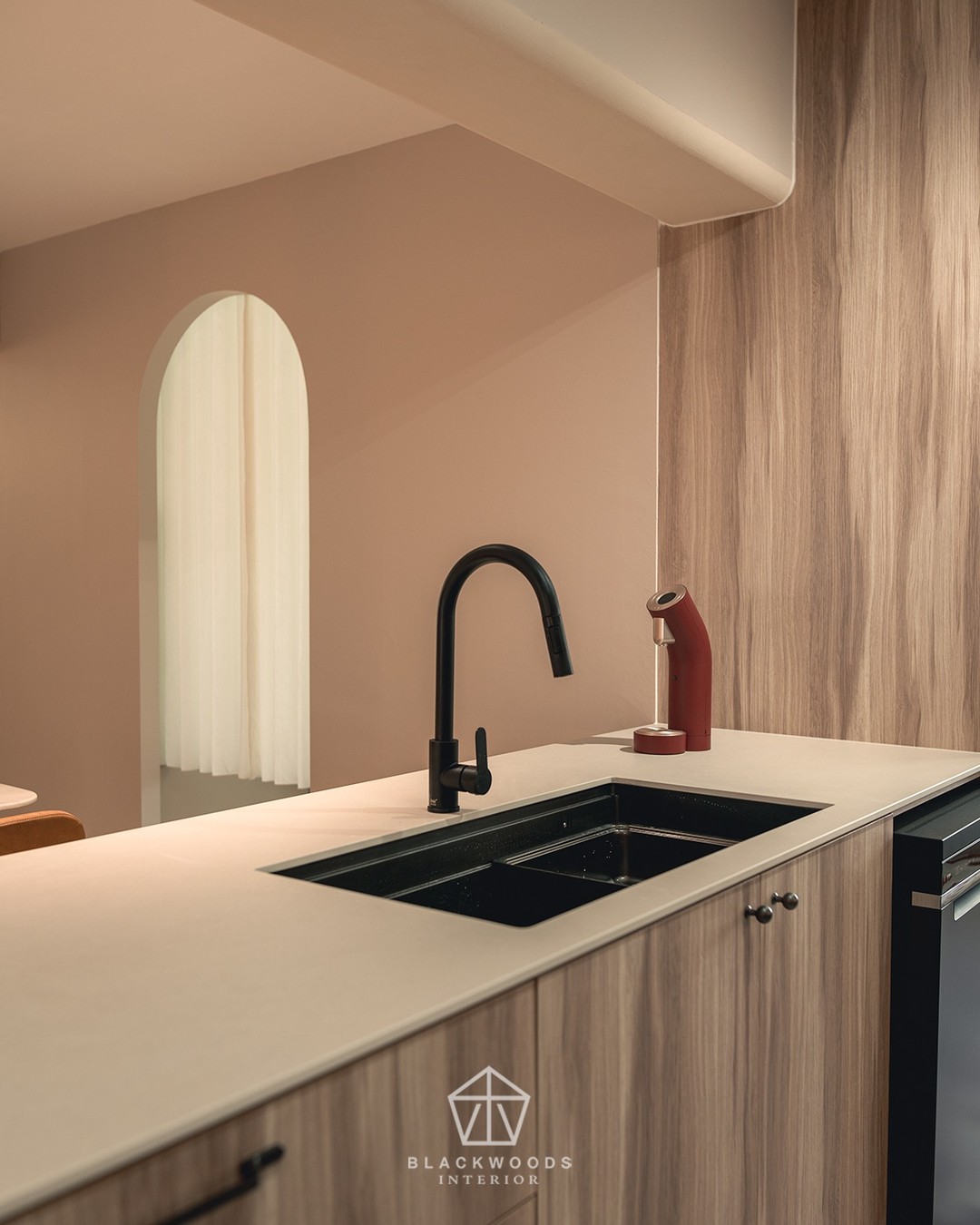 A modern sink space dressed in warm tones and clean lines — where wood grains meet matte finishes for quiet sophistication.
Subtle yet striking. Would you style your kitchen this way?
#blackwoods #blackwoodsinterior
#interiordesign #homestyling #sgliving
#modernhomes #renovationinspo
#calmspaces #cozycorners