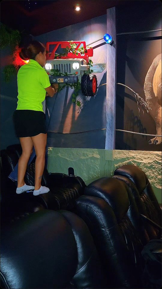 🚨 They said it couldn’t be done… so we drove it right through the wall! 💥
Watch as Kings of Kustom installs half of the legendary Jurassic Park Jeep inside this custom home theater — bringing movie magic to life, one build at a time. 🎬🔥
From blueprint to break-through moment, this one’s straight out of the film. 🦕
Hold onto your seats… the adventure just pulled in! 🚙💨
#KingsOfKustom #JurassicParkJeep #JurassicBuild #MovieMagic #HomeTheaterGoals #EpicInstall #BehindTheScenes #CustomCreations #CinematicDesign #JurassicVibes #EventDesign #CustomProps #ThemedDecor #CreativeStudio #MovieInspired #DIYInspo #TransformationMagic #EpicMakeover #JurassicWorld #IconicBuild #PropDesign #CreativeEngineering