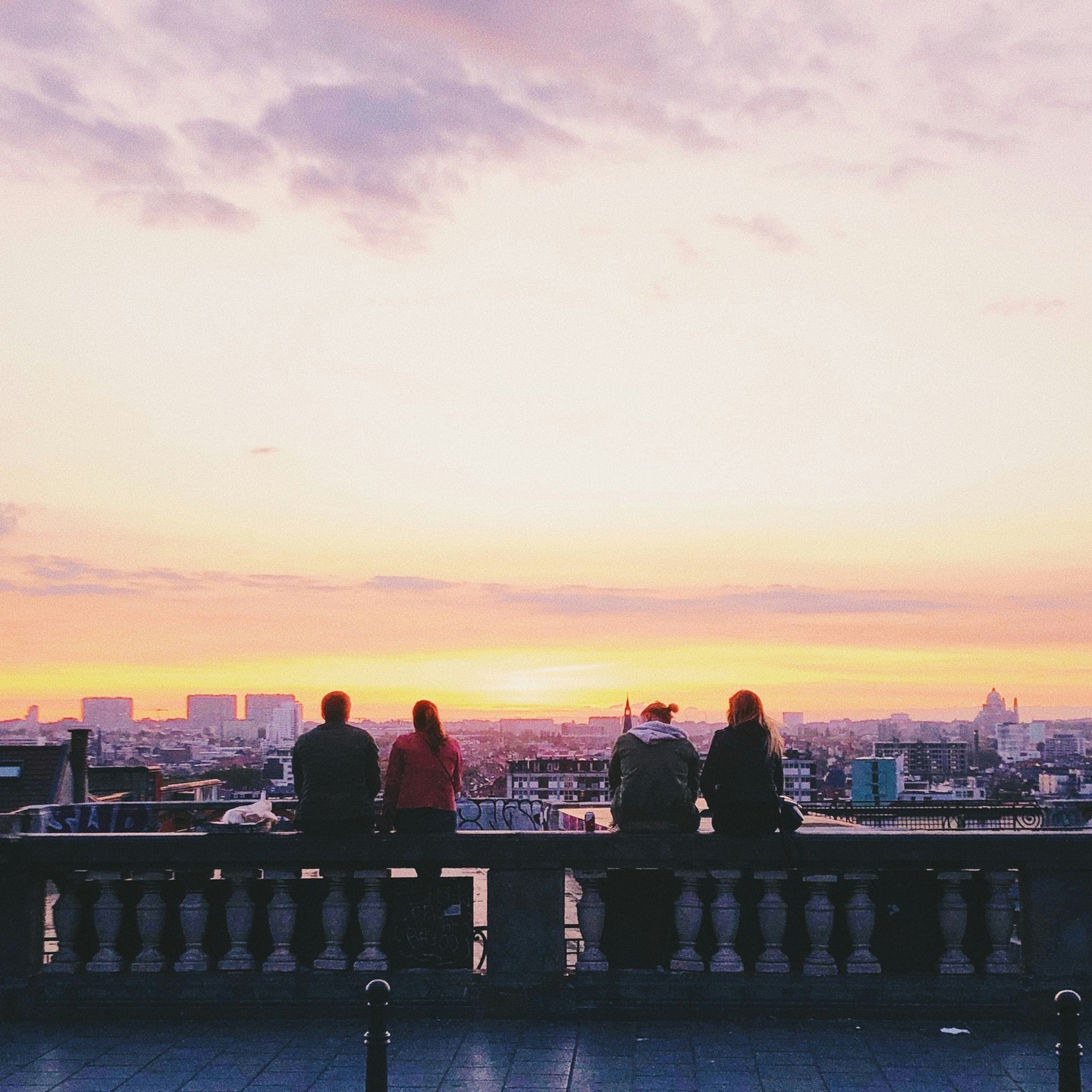 🧡
.
.
.
© @alexrvasey v/ @unsplash
.
.
.
#180editions #mangezlocallisezlocal #bruxelles