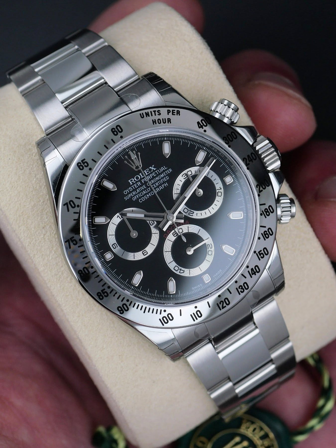 Rolex Cosmograph Daytona ref. 116520 from 2016 in unworn condition with the original stickers.
#Rolex #watch #Daytona