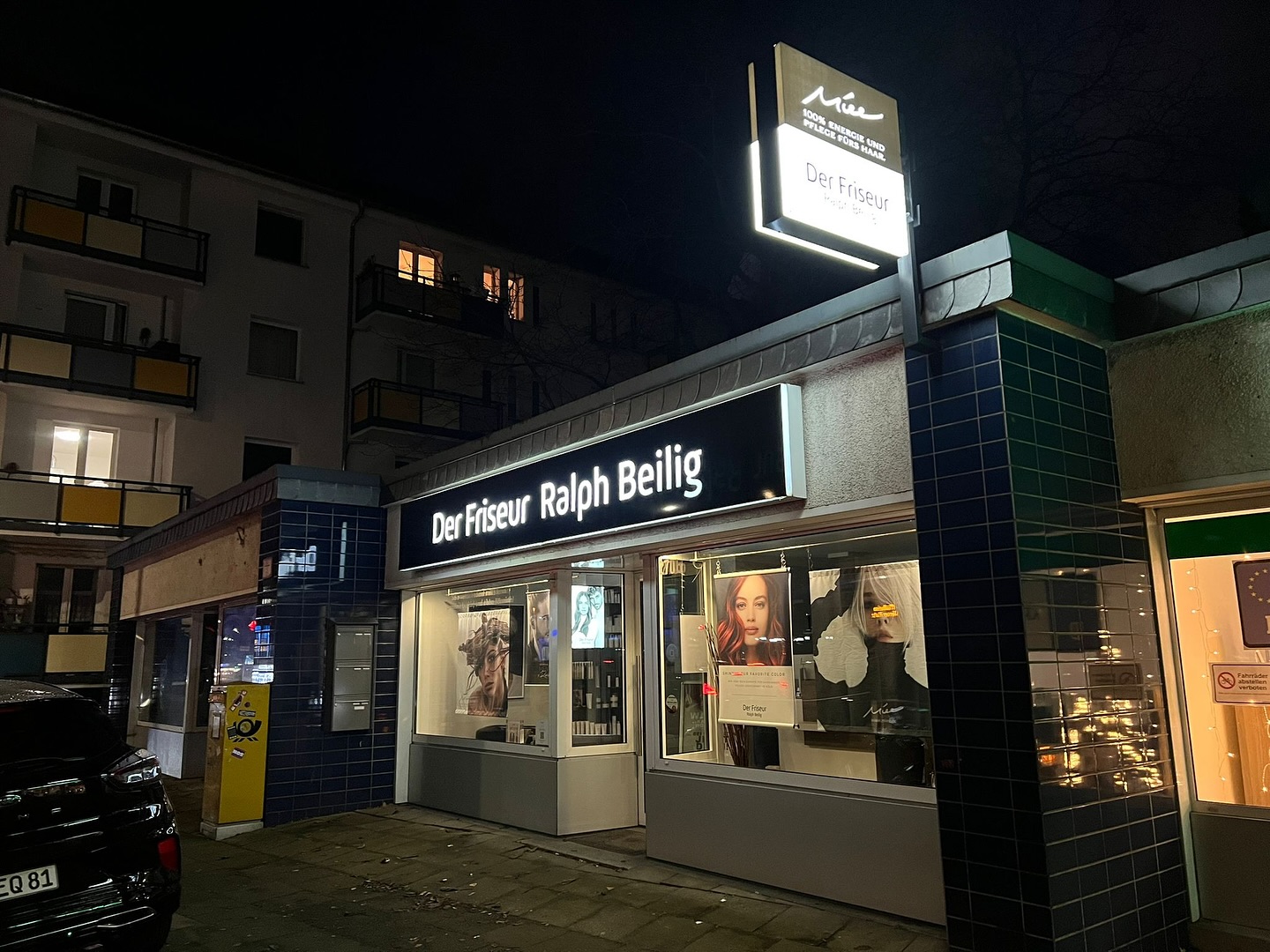 Die Tage werden kürzer – wir nicht!
Auch wenn’s draußen früher dunkel wird und die Zeitumstellung naht: Wir sind wie gewohnt für euch da ✂️💇♀️💇♂️
#ralphbeilig #friseurralphbeilig #friseur #köln #kölnfriseur