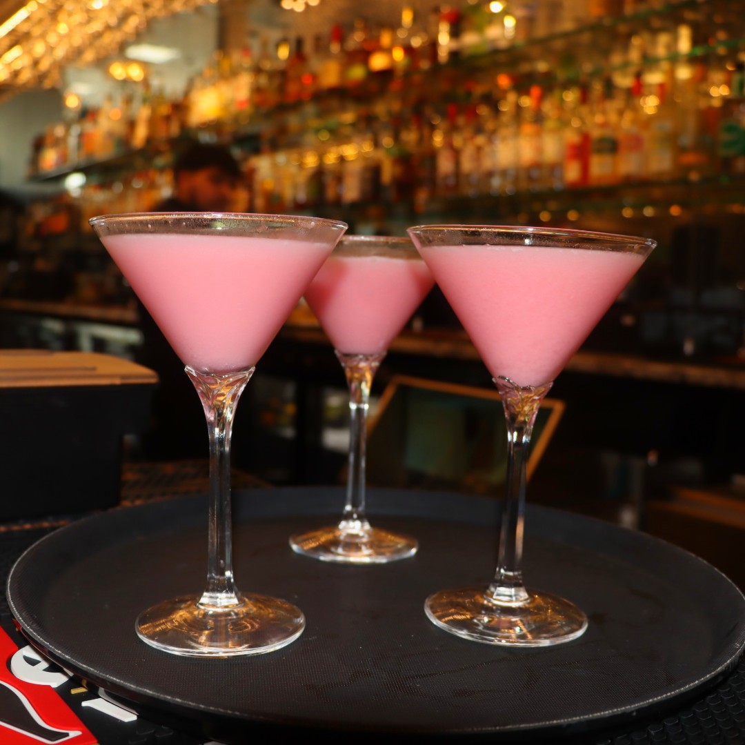Happy hour for a good cause!💗 Through October 19, @thestuffedoliveomaha is donating 20% of proceeds from select pink martinis to Project Pink’d in support of Breast Cancer Awareness Month. 🍸✨
