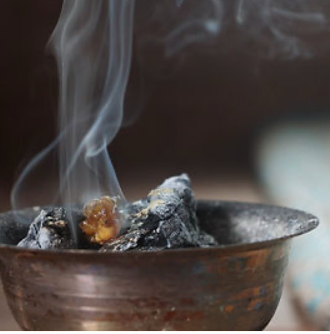 ✨ Big love to everyone who joined the Dandelion Workshop — your energy made it pure herbal heaven. 🌿❤️
Next up (because we’re not done weaving magic): SCENT OF SAMHAIN 🔥
An evening of incense crafting at The Sage Apothecary this halloween. We’ll dive into botanicals, resins + ritual blends, then you’ll make your own custom incense to take home.
🗓 Fri, Oct 31 | 5:30–7 PM | The Sage Apothecary, Bideford
Spots are limited — grab yours before they go up in smoke 👉 link in the bio-yo