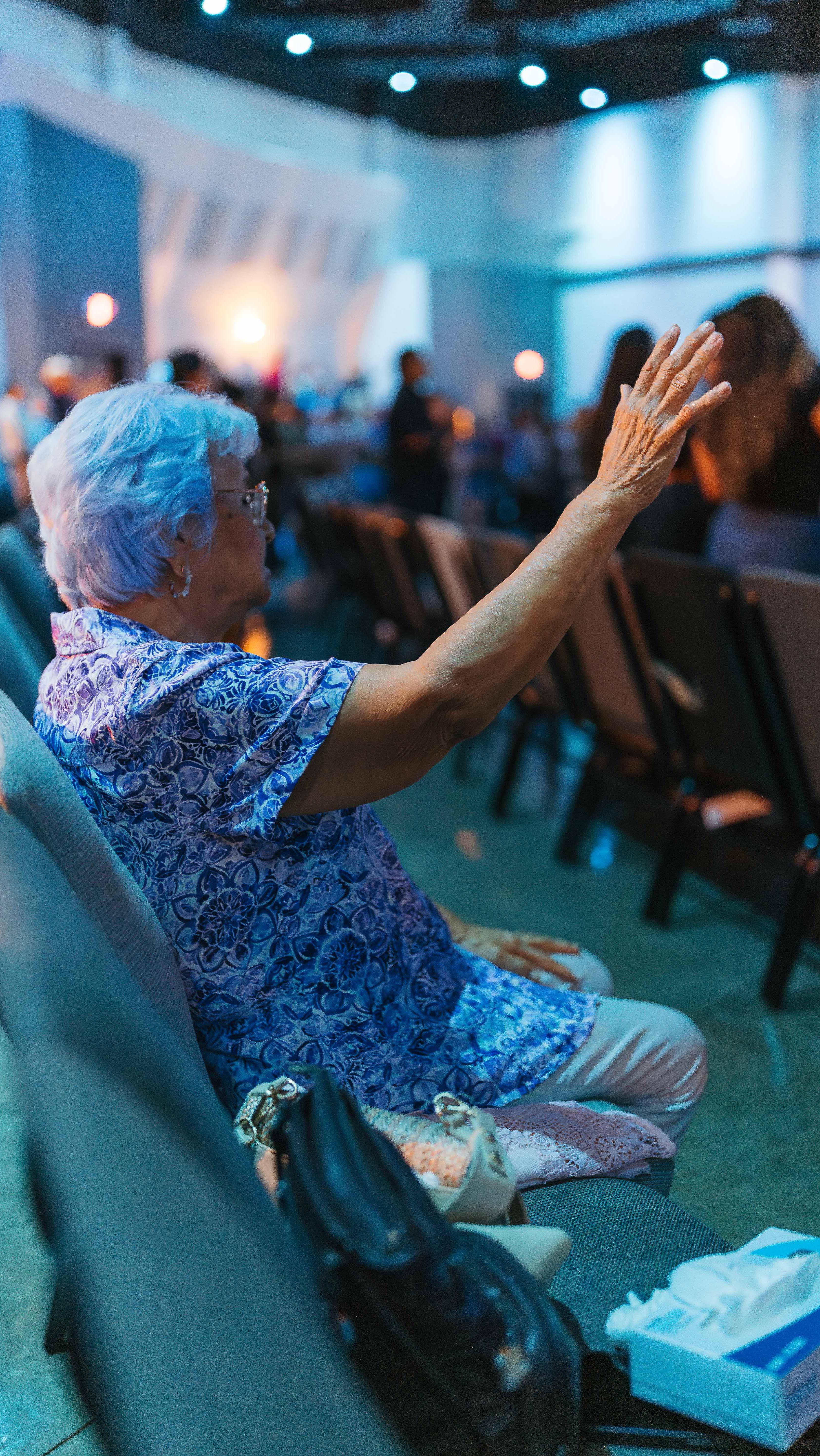 Hear your people sing, Lord 🤍
Nothing sweeter than the church body worshipping the One who is worthy at worship night last night 🙏🏼 #worship #worshipnight #church