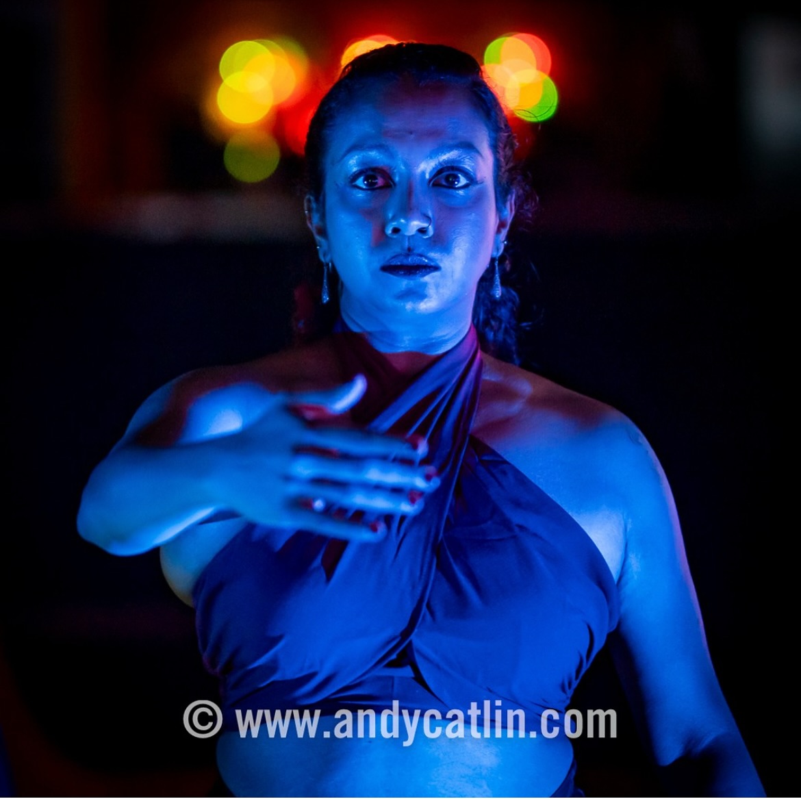 Belated Birthday post, for amazing amazing @tharangawellness ♥️♥️♥️
Thara is our powerhouse, her calm energy, her generosity, her strength, and her never ending support and love for all of us makes us always be in awe of her.
Join us in celebrating this amazing dancer, entrepreneur and best friend❤️❤️❤️❤️
Photo by @andycatlincom