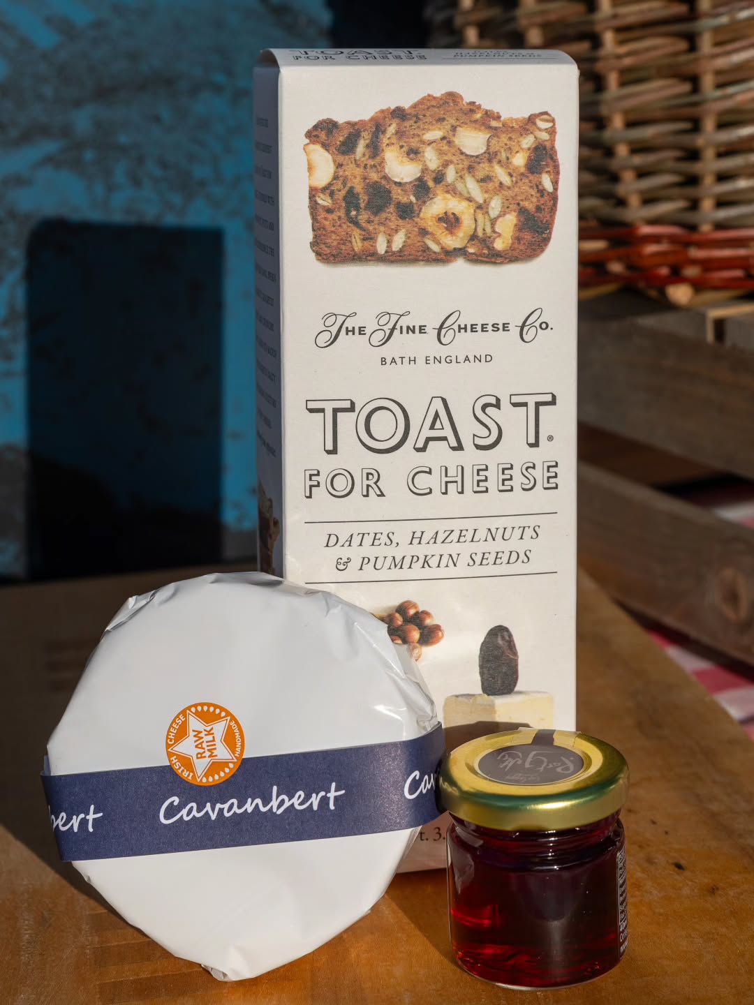 We are open and well stocked for a busy Saturday at Airfield Farmers Market. Come say hello and stock up on some goodies for the weekend ✨
#farmersmarket #airfield #dublin #shoplocal